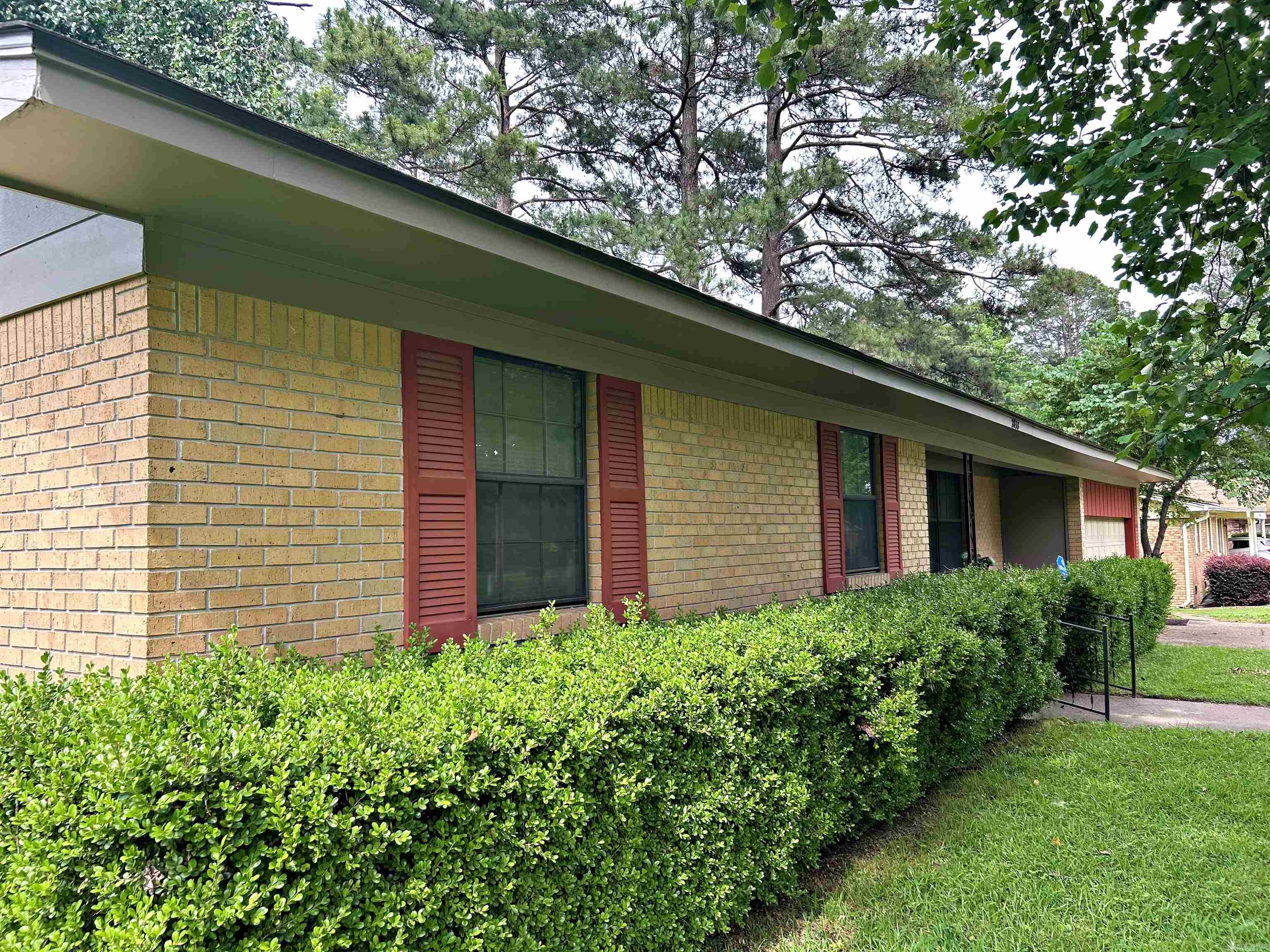 2838  Sylvia  Arkadelphia, AR