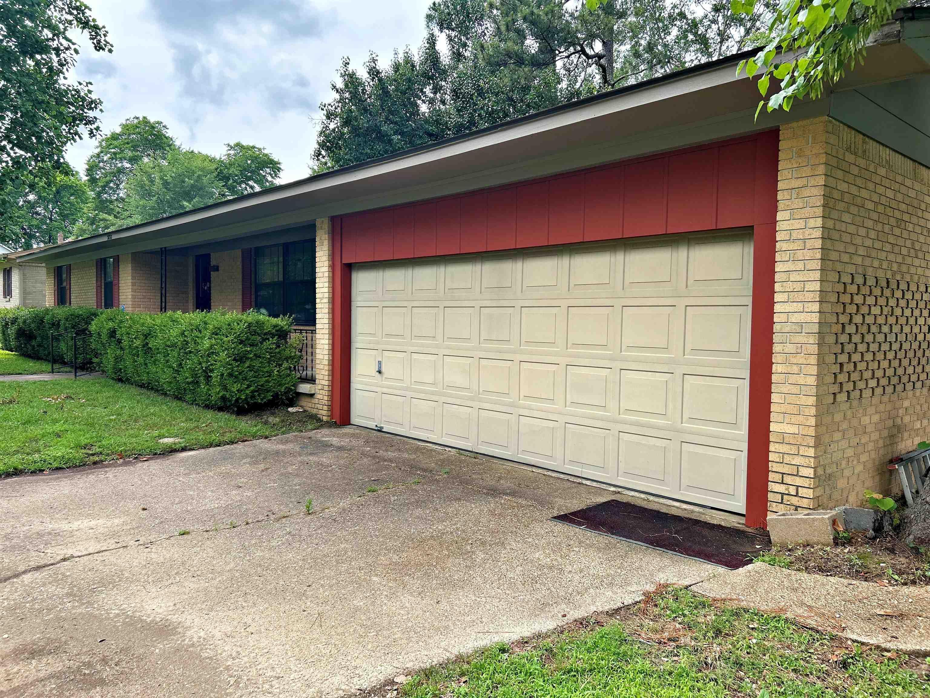 2838  Sylvia  Arkadelphia, AR