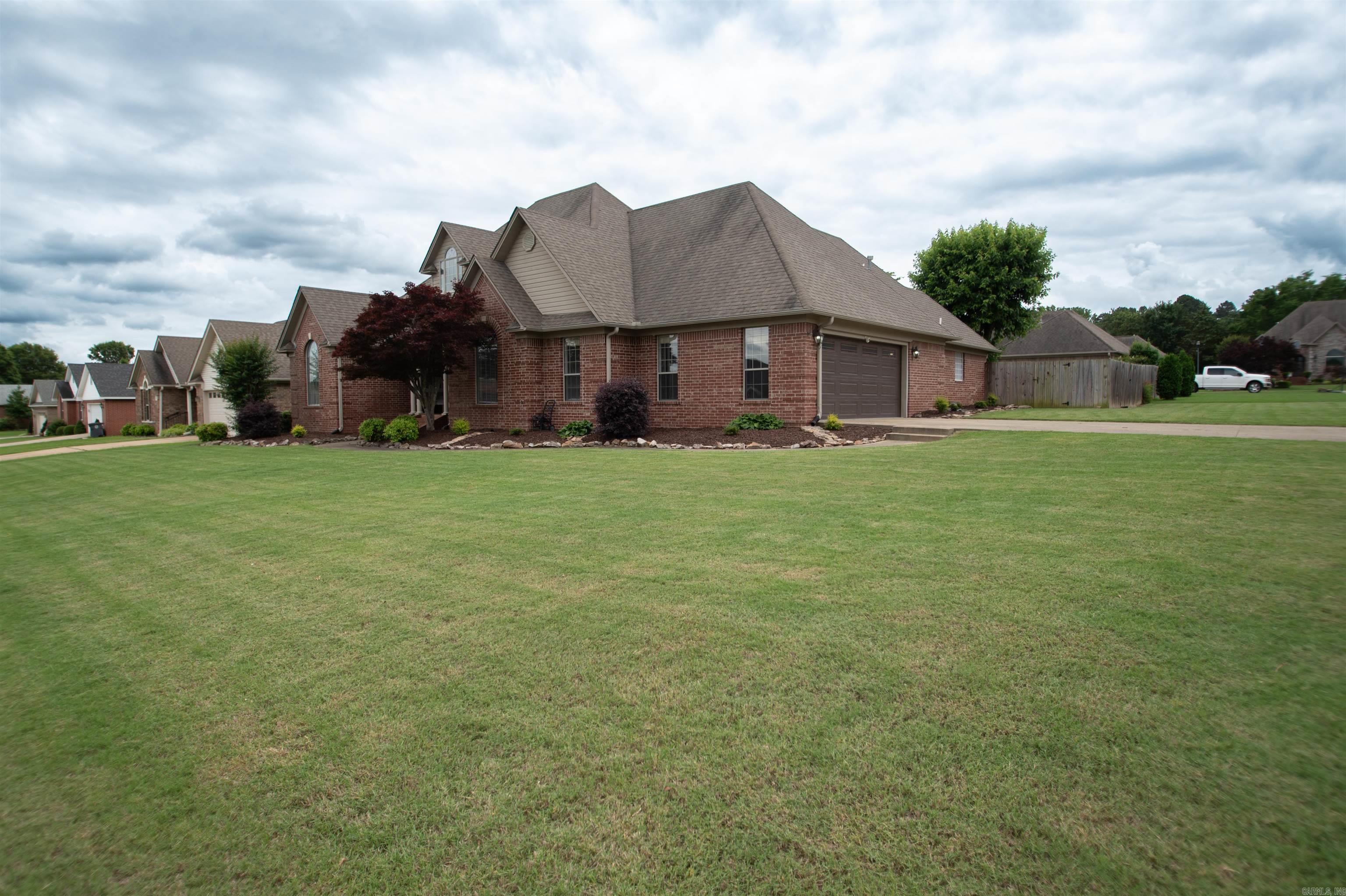2413  Brittany Ln  Searcy, AR
