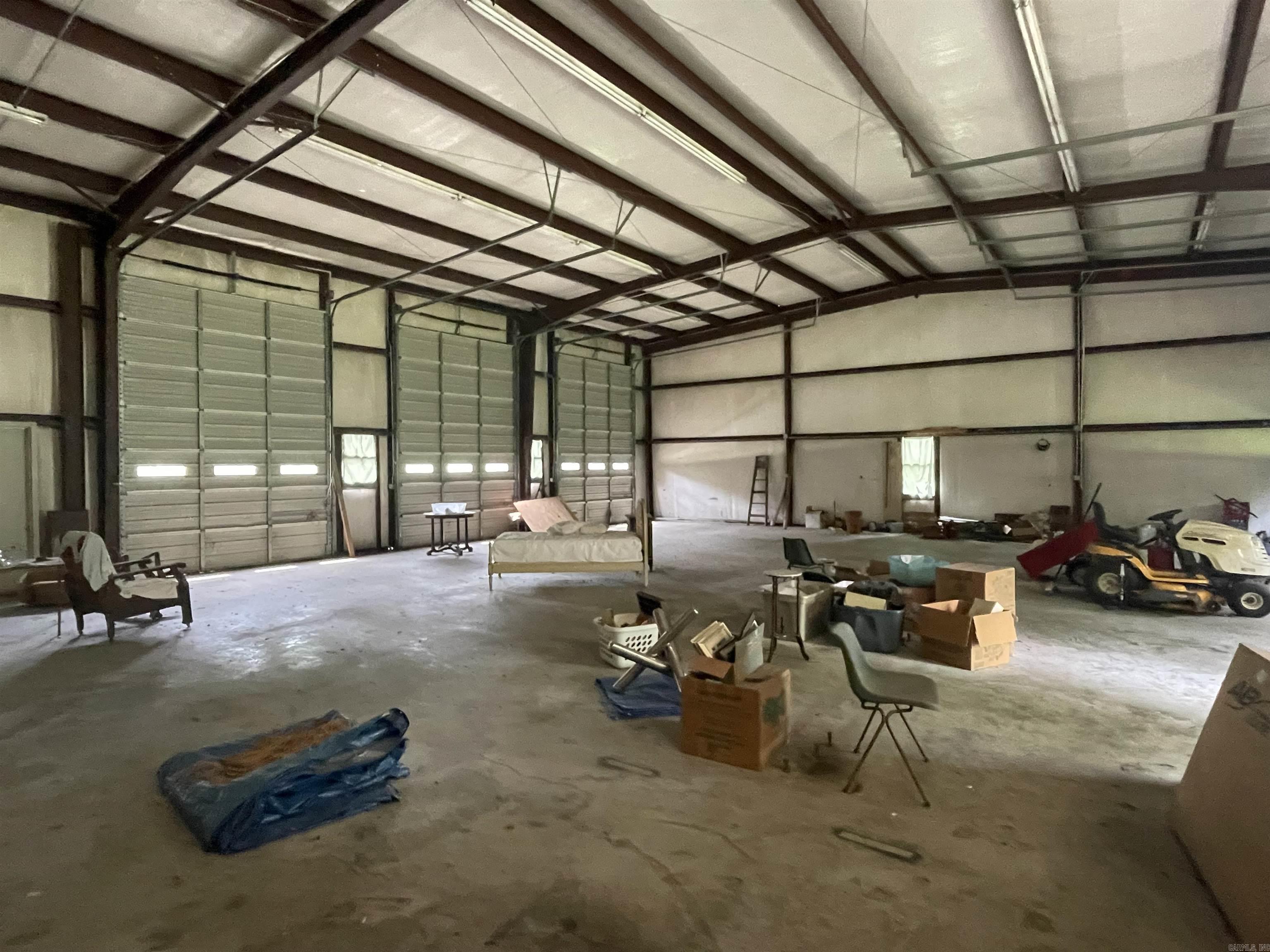 186  Wilcox  Mountain View, AR