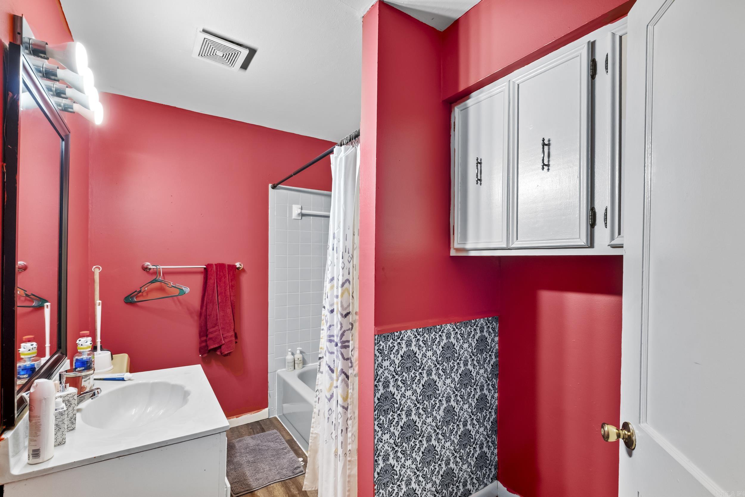 303  Pike  Benton, AR