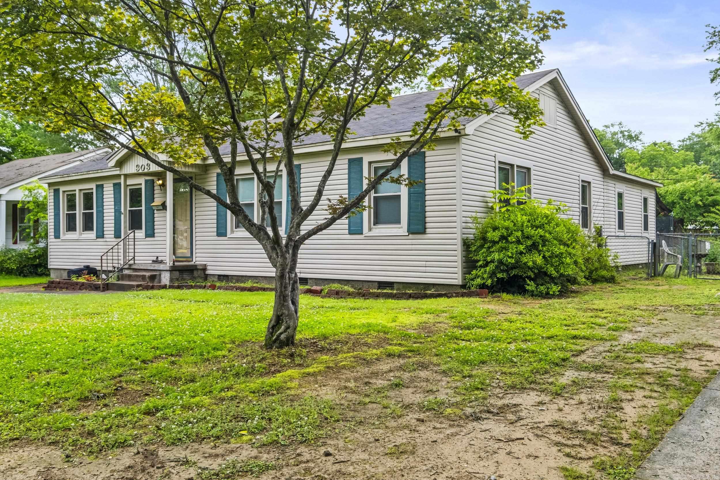 303  Pike  Benton, AR
