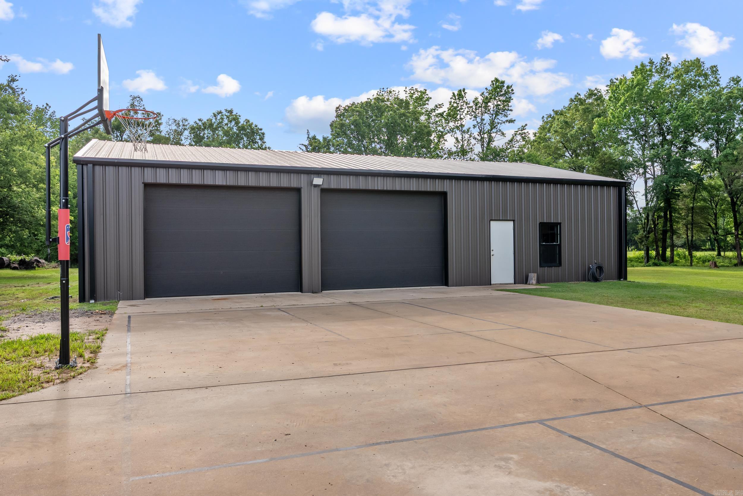 84  Bethlehem  Greenbrier, AR