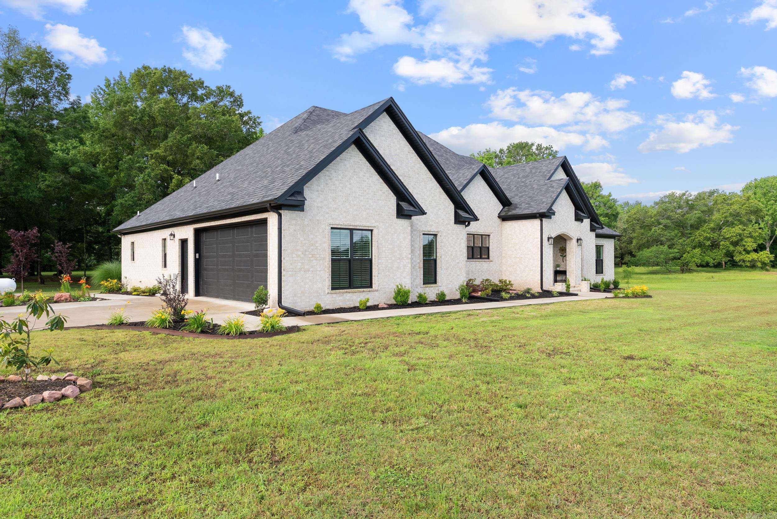 84  Bethlehem  Greenbrier, AR
