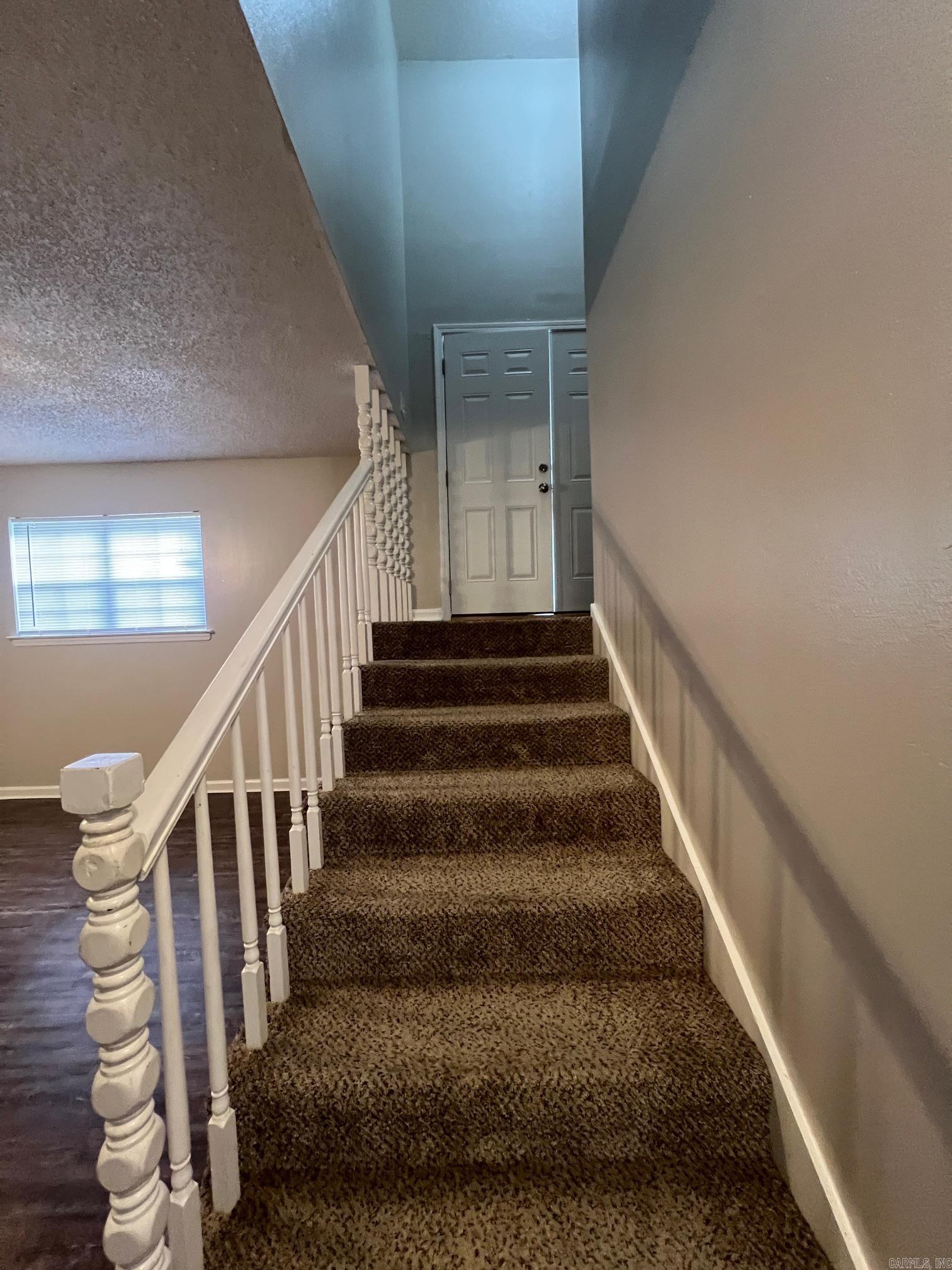 1206 E Twin Lakes  Little Rock, AR