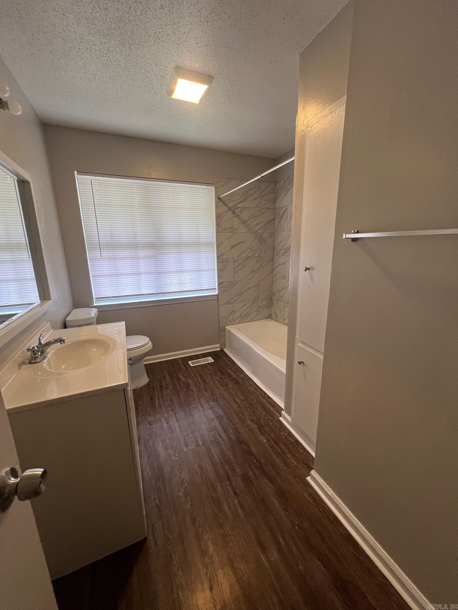 1206 E Twin Lakes  Little Rock, AR
