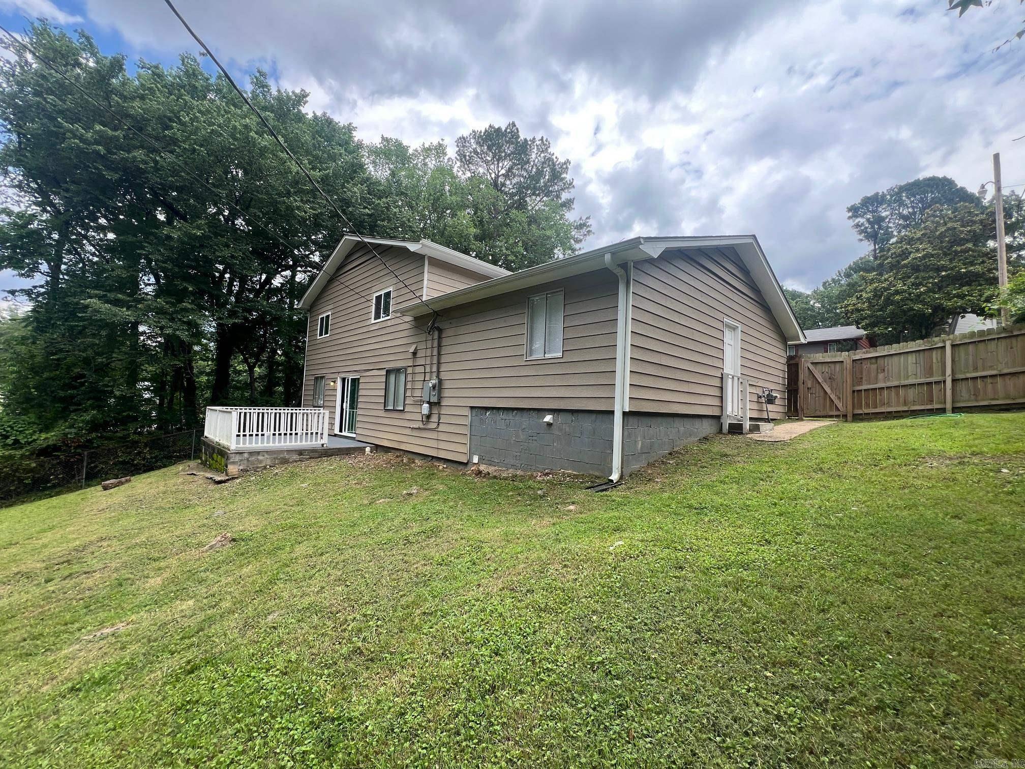 1206 E Twin Lakes  Little Rock, AR