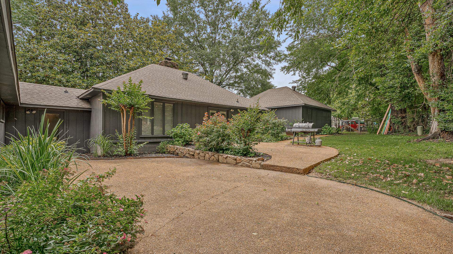 306  Cloverdale  Jonesboro, AR