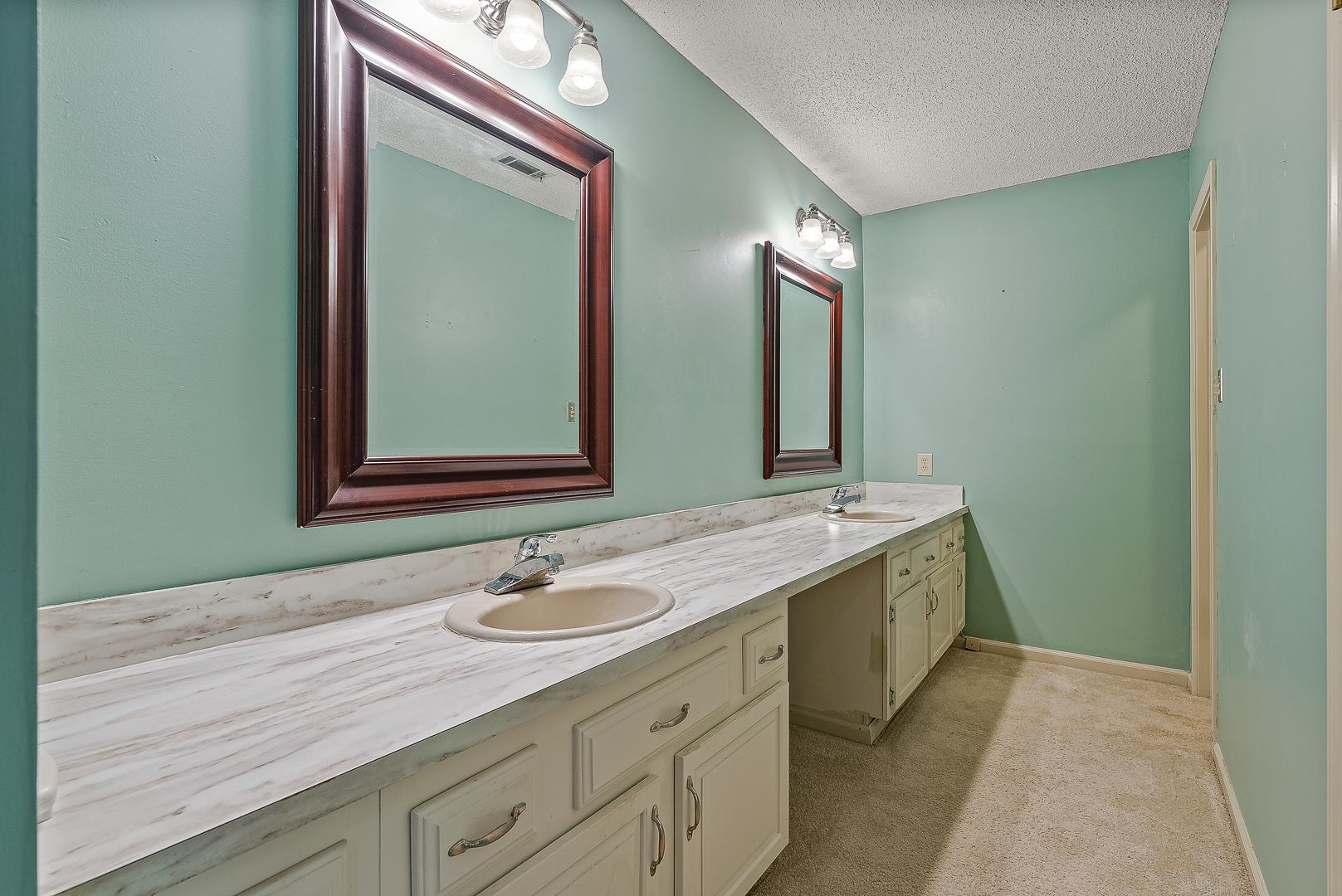 306  Cloverdale  Jonesboro, AR
