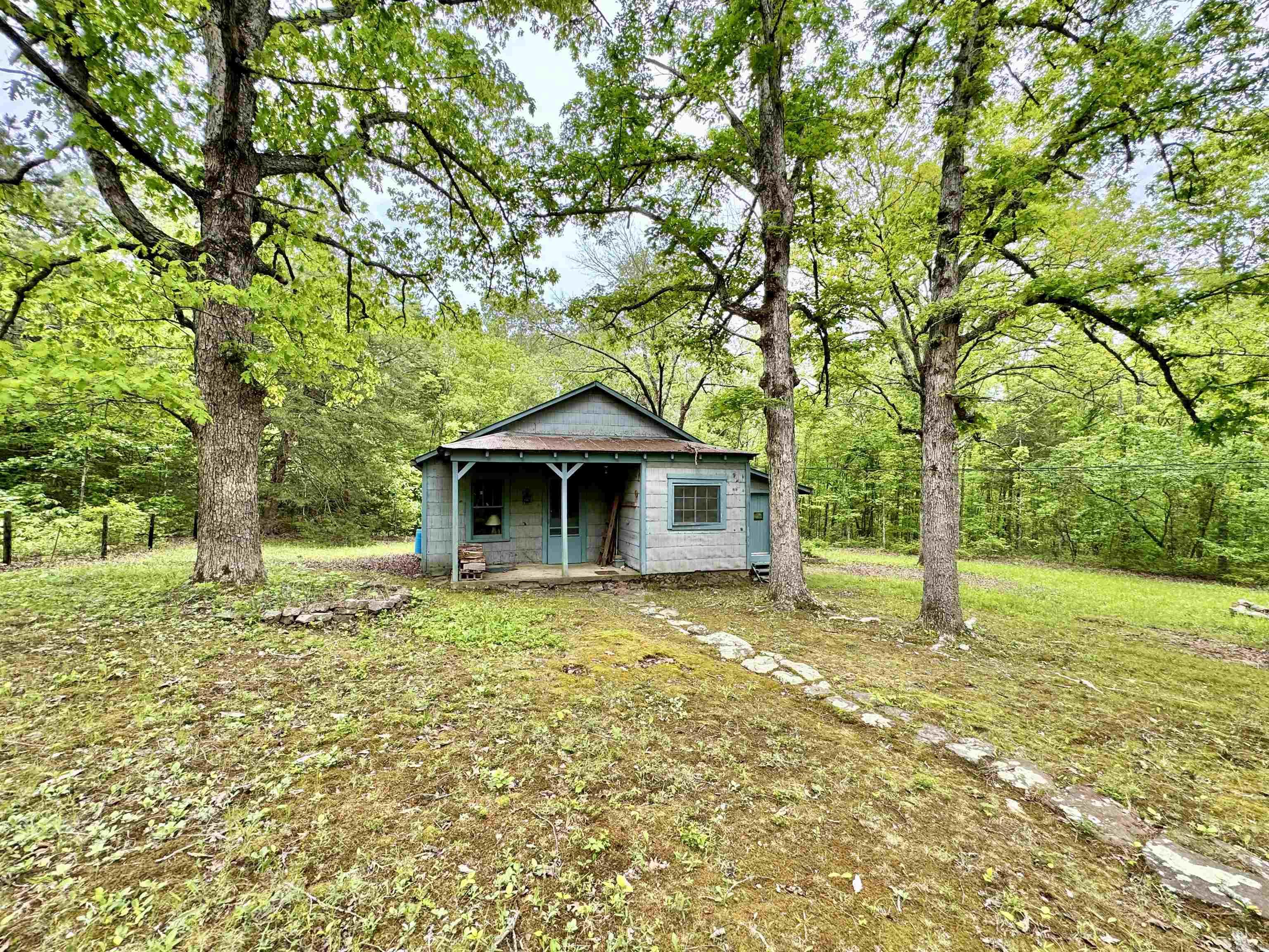 685  Kennedy Rd.  Leslie, AR