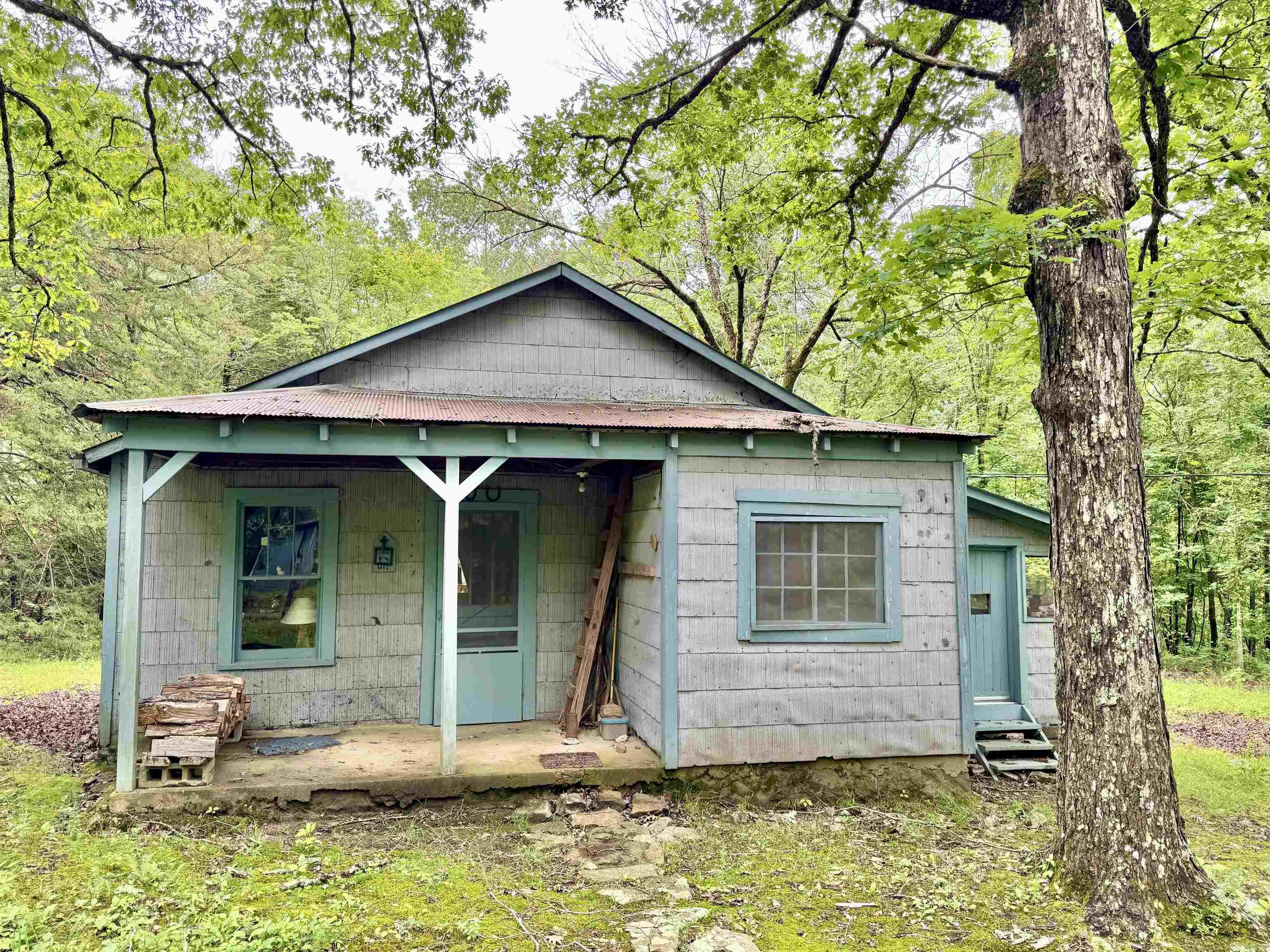 685  Kennedy Rd.  Leslie, AR