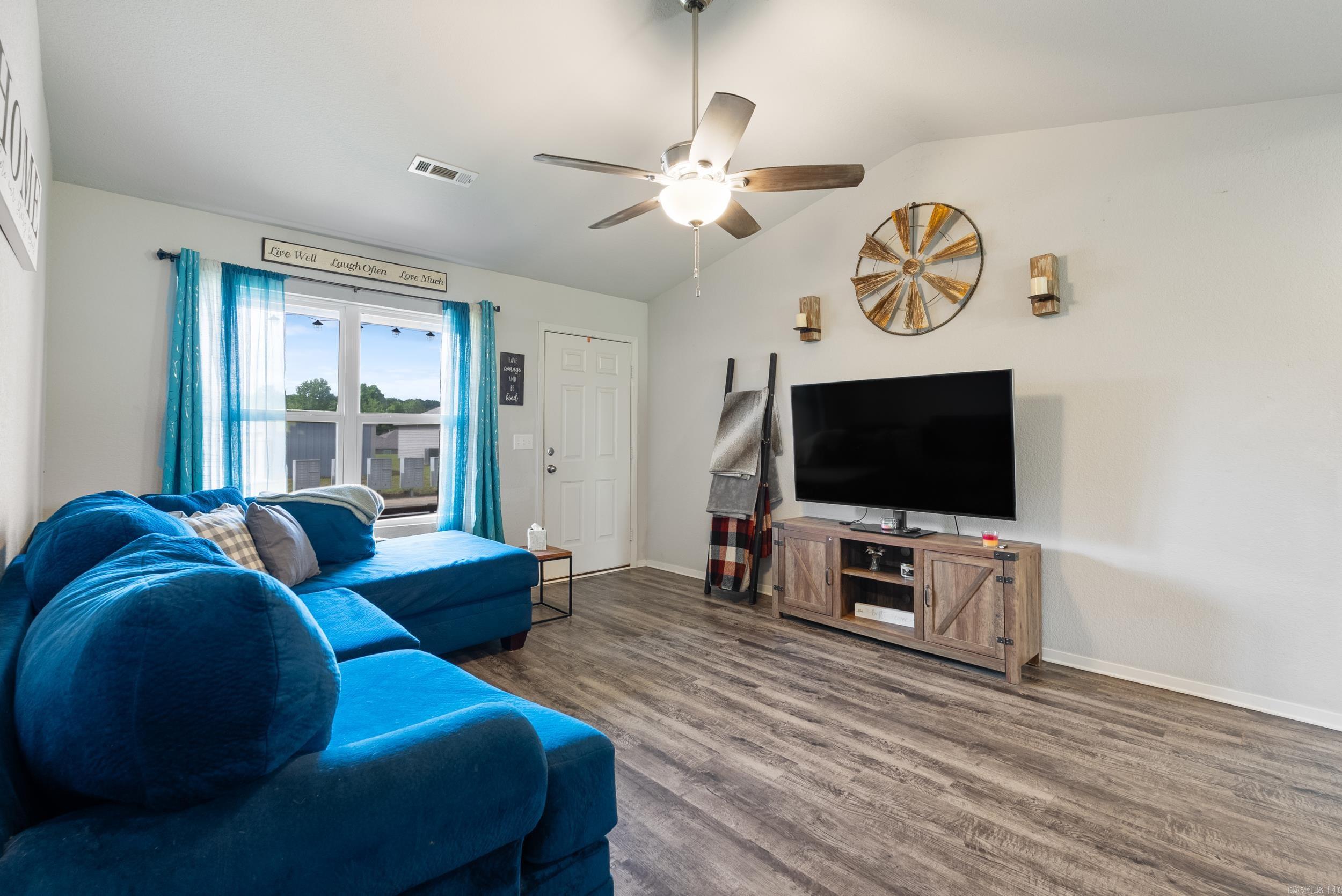35  Summer Breeze  Conway, AR