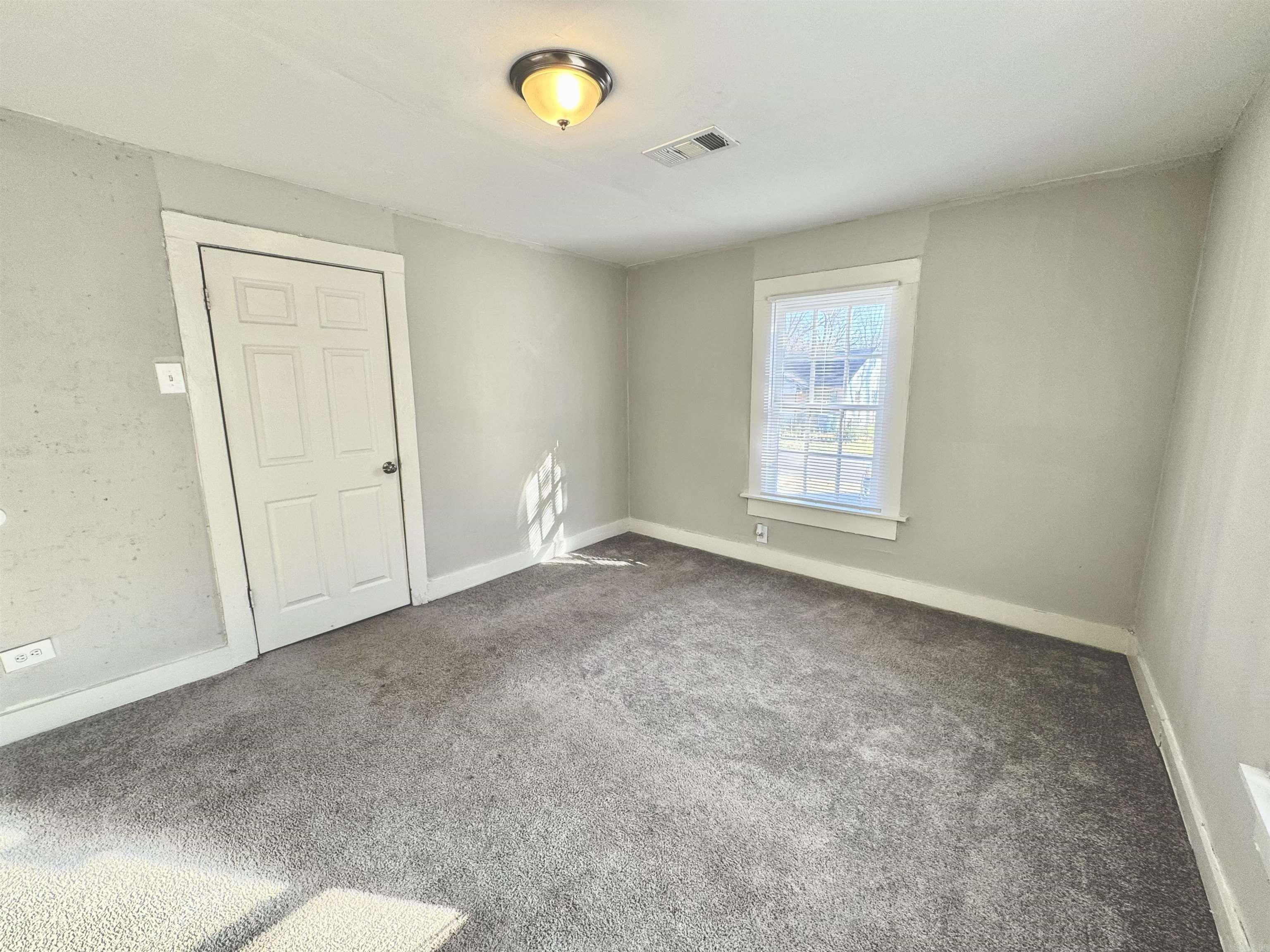 3112 W 16th  Little Rock, AR