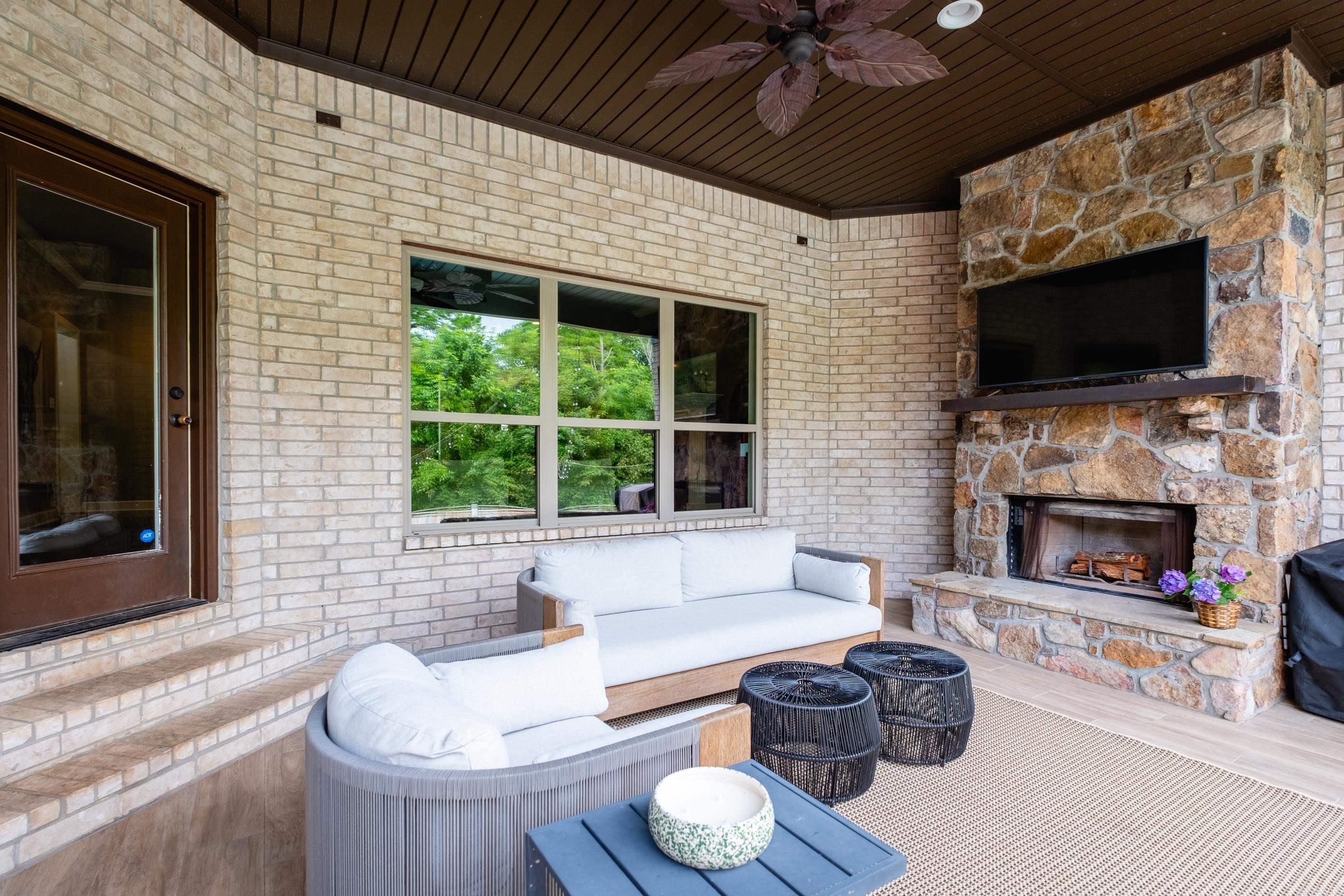 14  Cypress Valley  Maumelle, AR