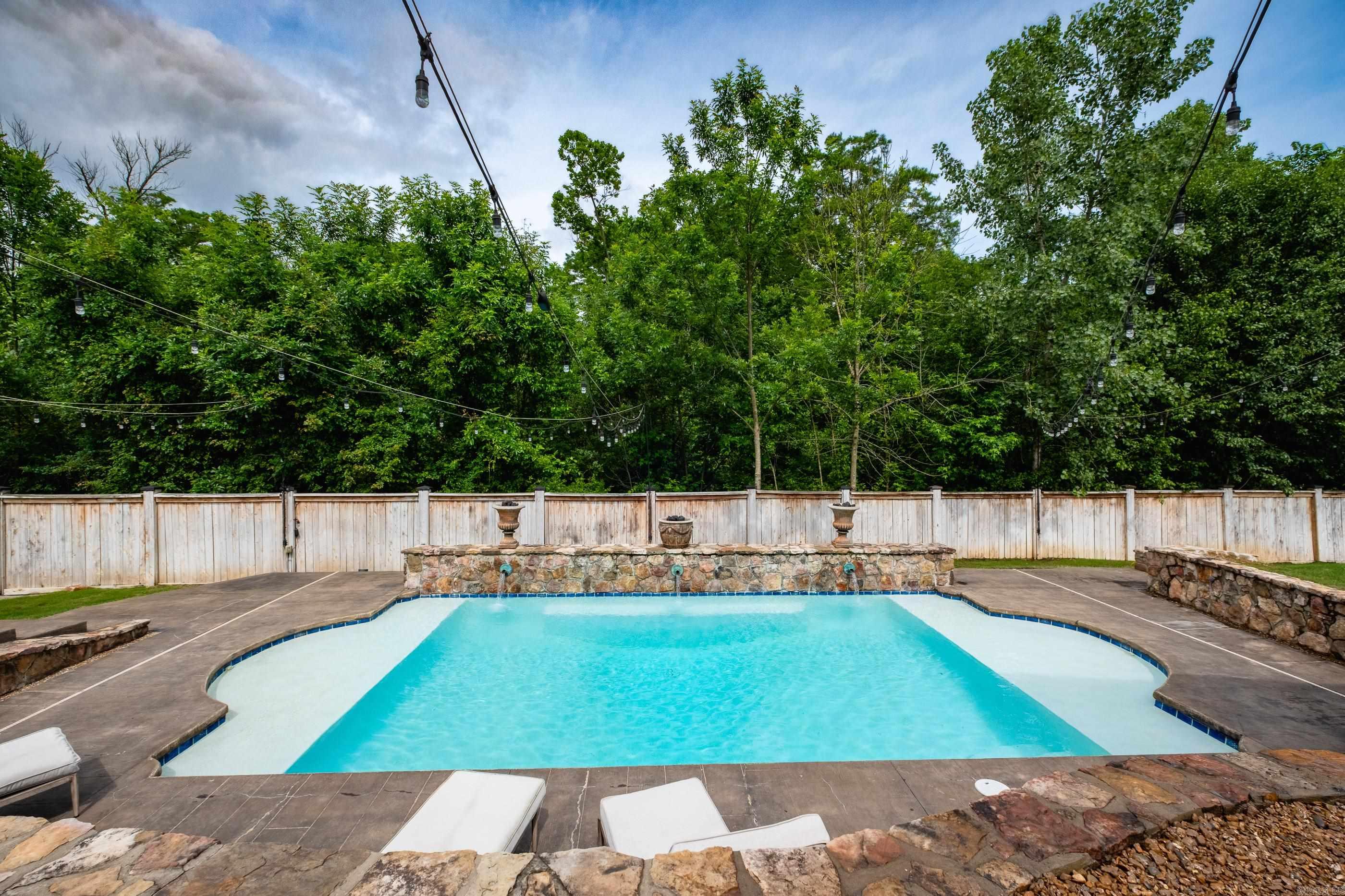 14  Cypress Valley  Maumelle, AR