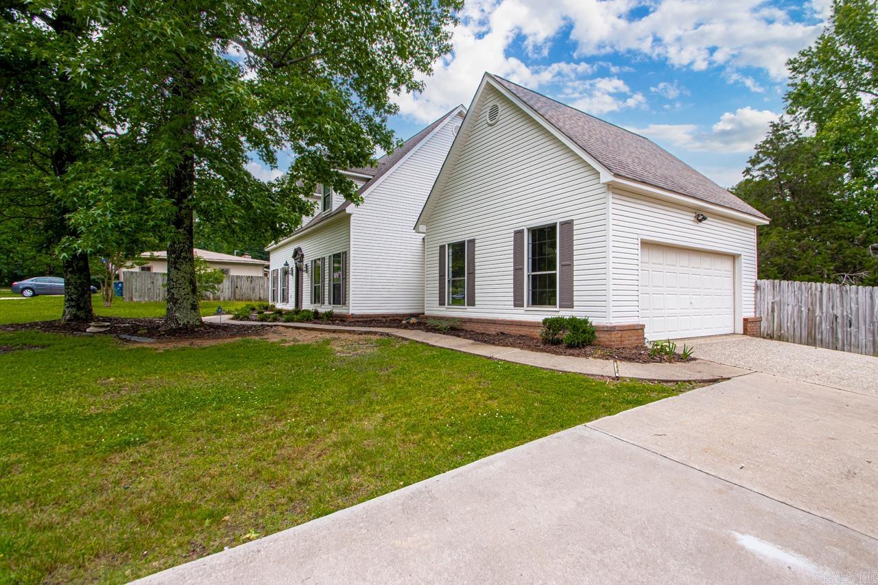 1208  Hilltop  Alexander, AR