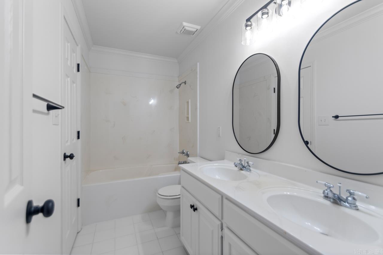 1208  Hilltop  Alexander, AR