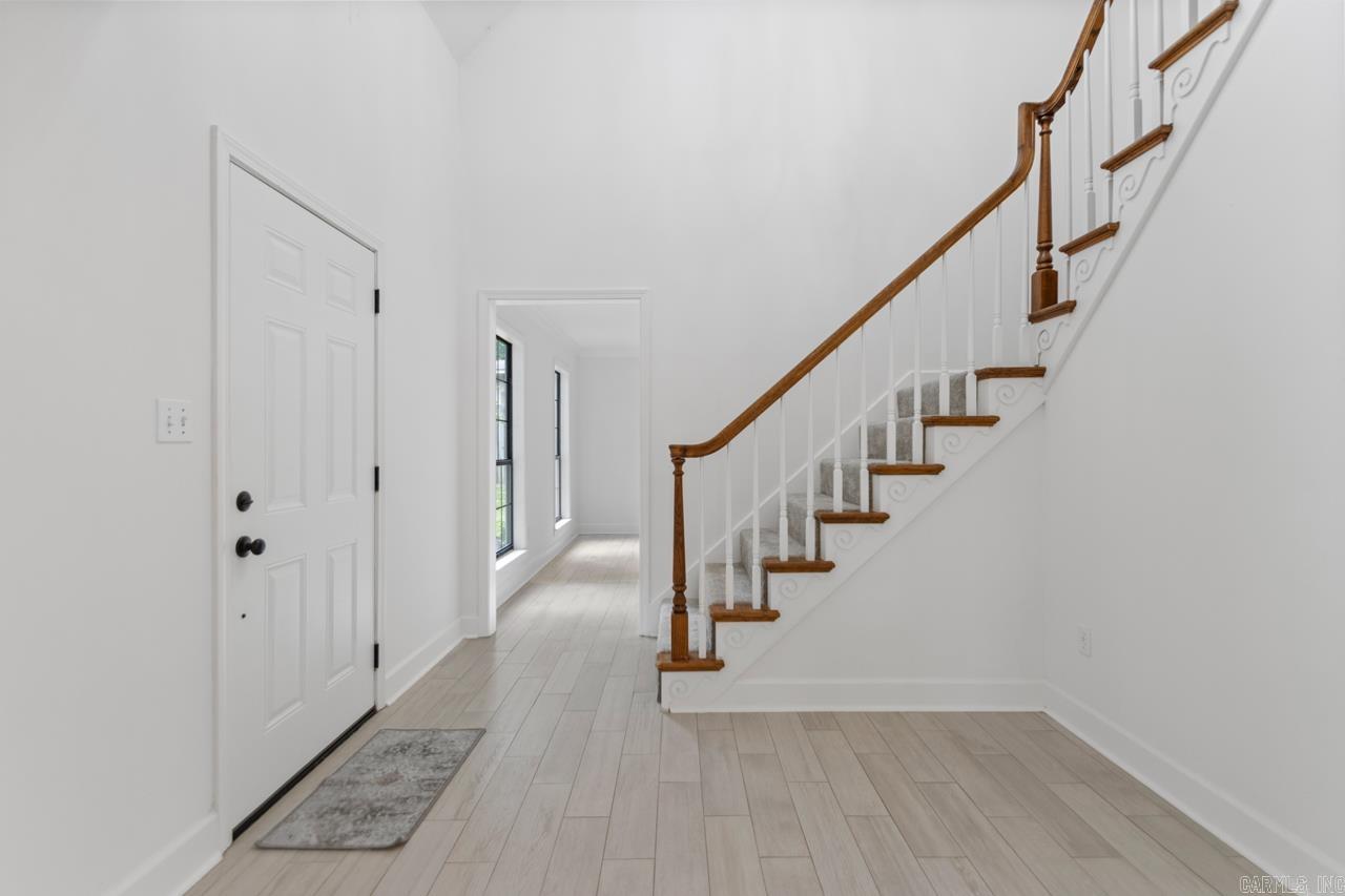 1208  Hilltop  Alexander, AR