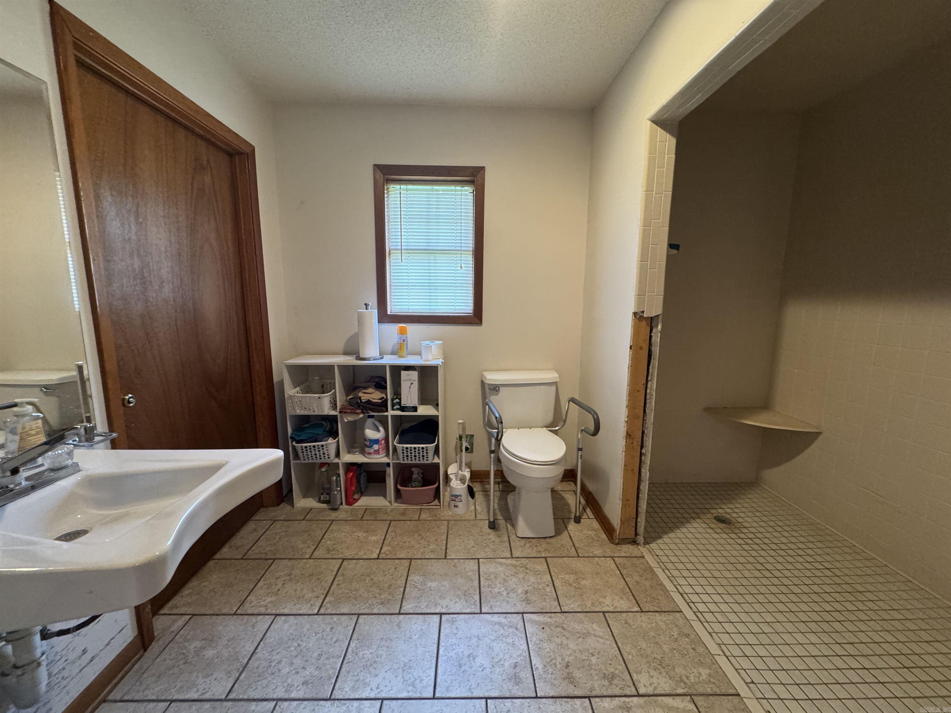 618 W Day Street  Forrest City, AR
