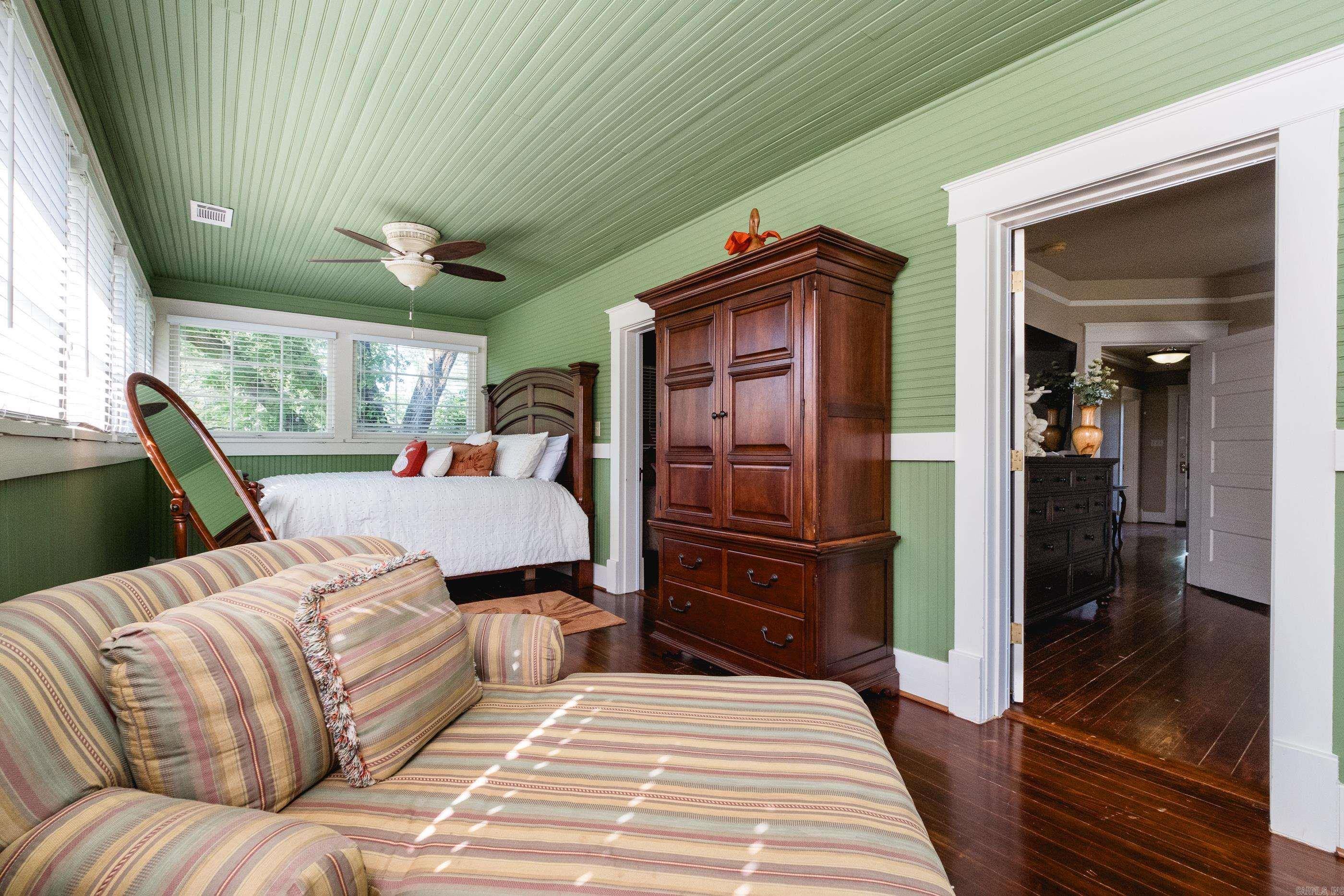 20923  Green  Roland, AR