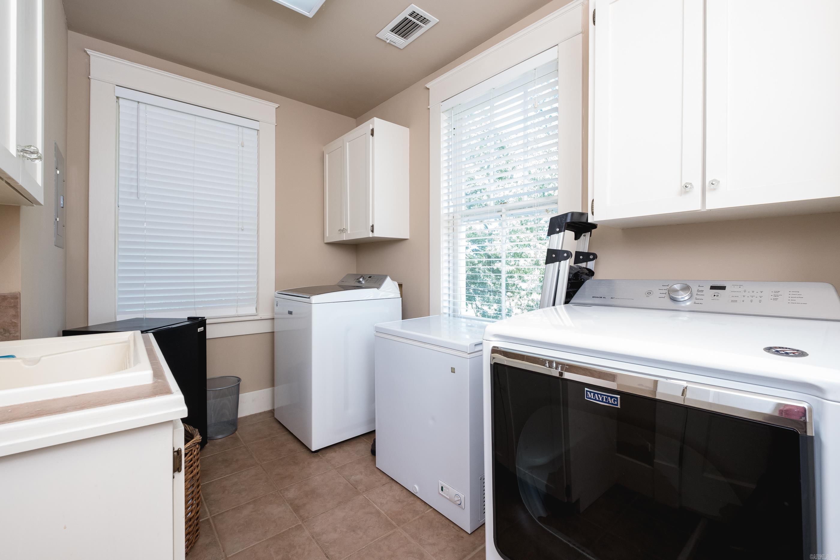 20923  Green  Roland, AR