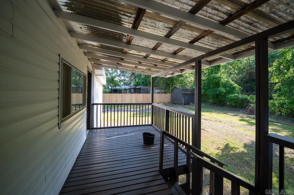 208  King  Benton, AR