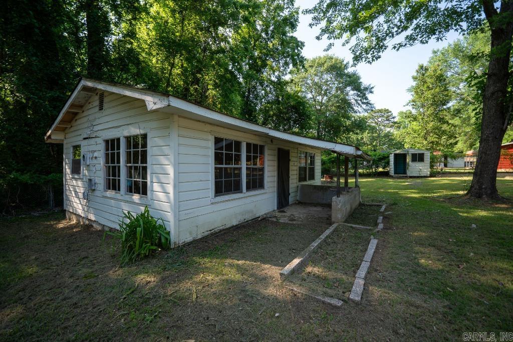 208  King  Benton, AR