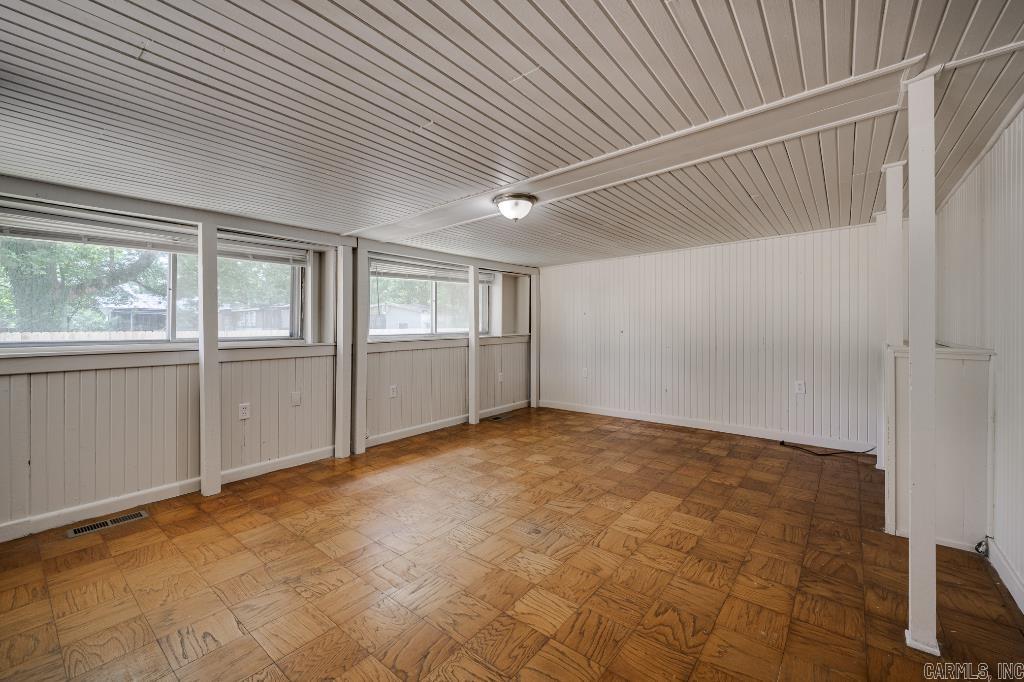 208  King  Benton, AR