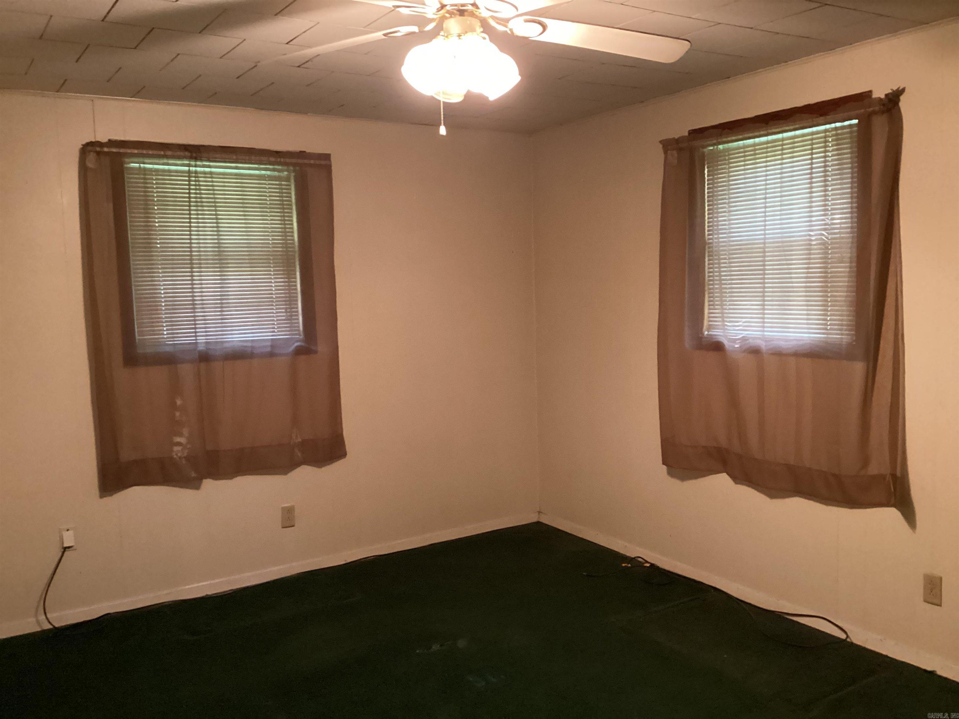 1118 W Ave E  Hope, AR