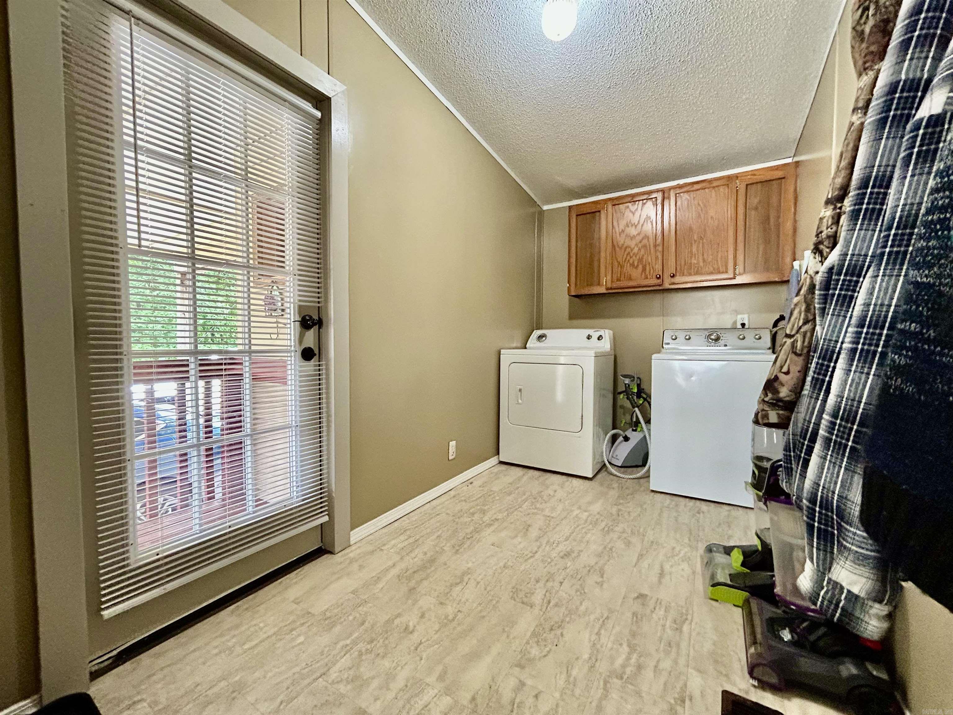 579  H  Clinton, AR
