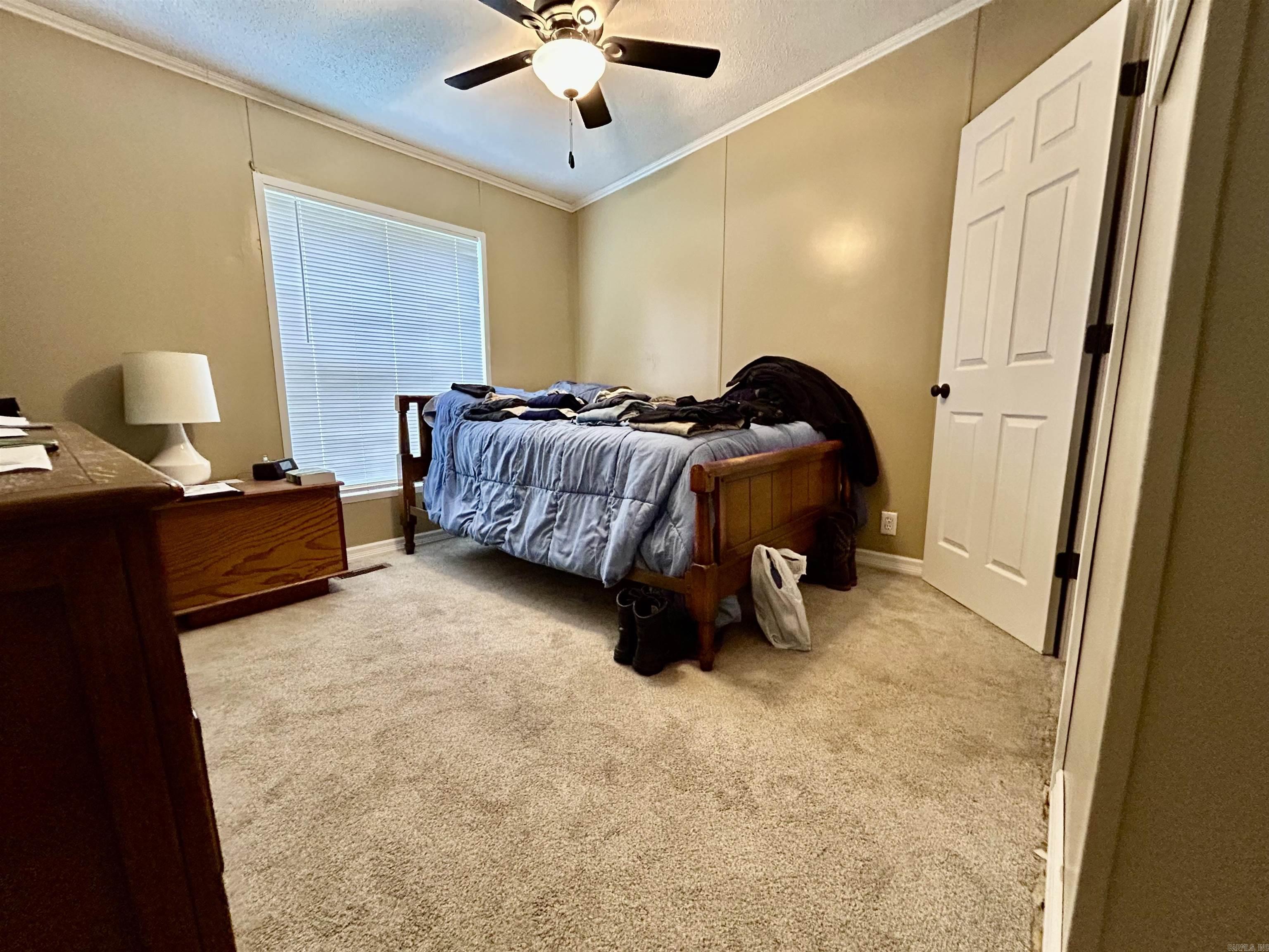 579  H  Clinton, AR