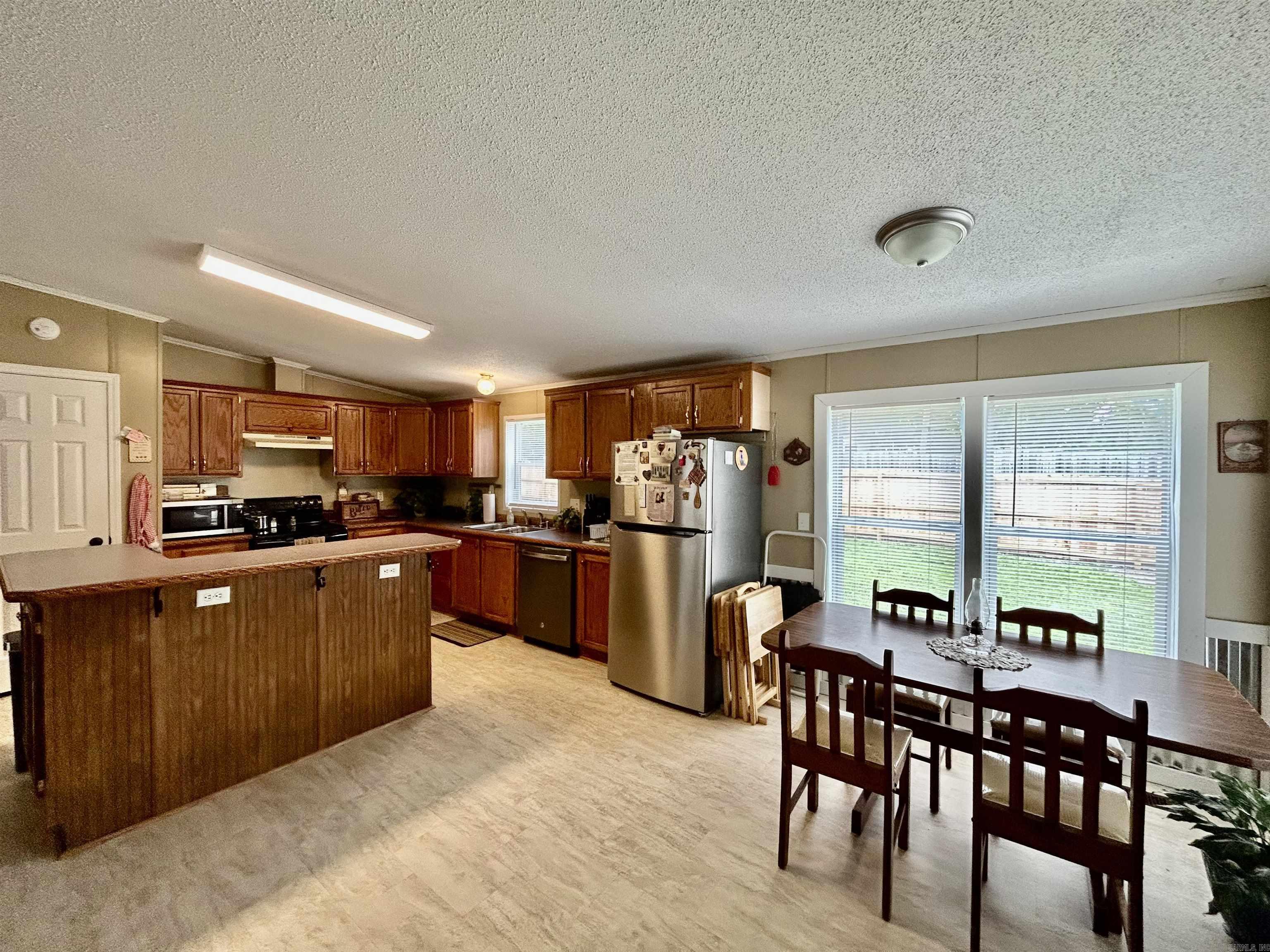 579  H  Clinton, AR