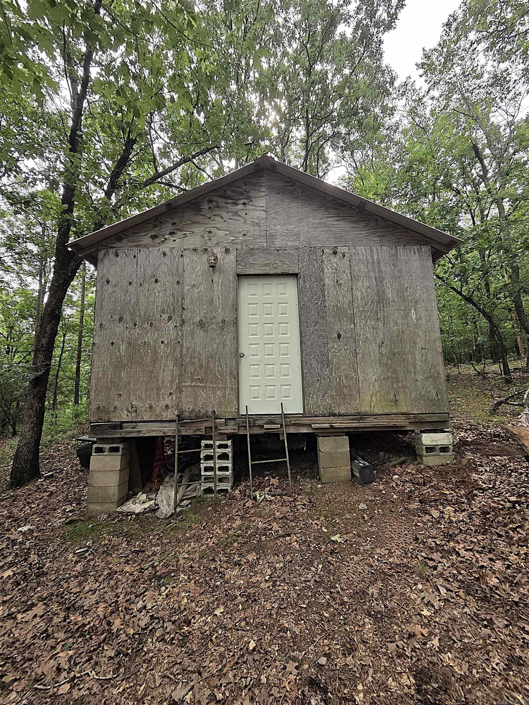 301  Chaparral Lane  Mena, AR