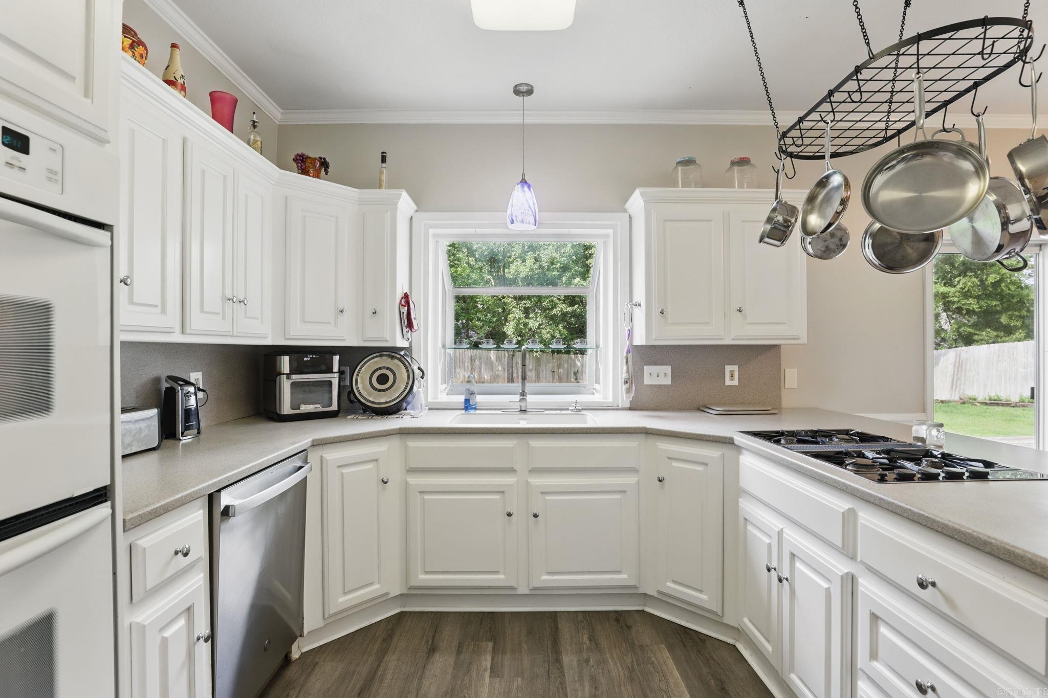 11  Crystal Mountain  Maumelle, AR