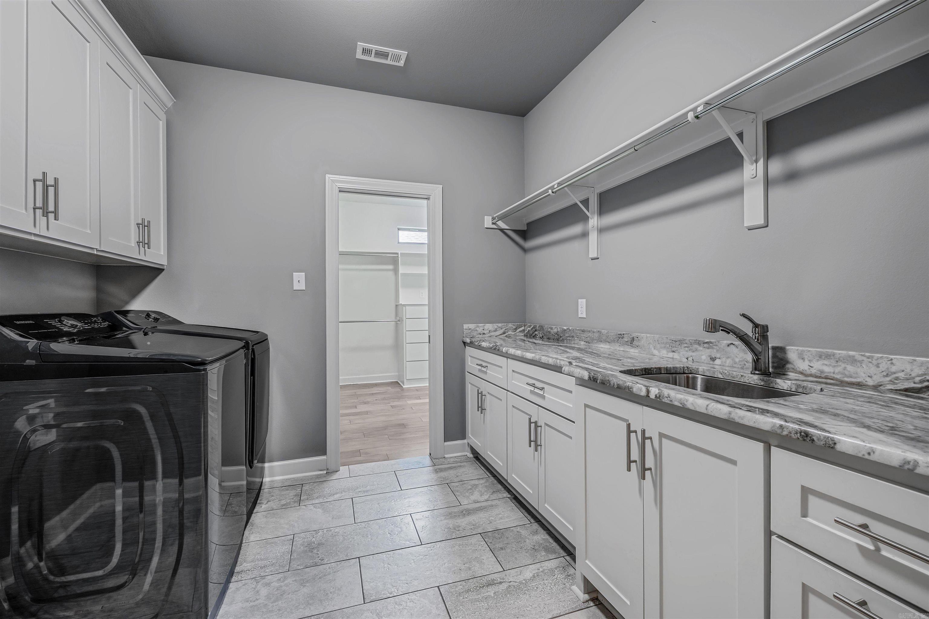 66  Oakbrooke Drive  Sherwood, AR