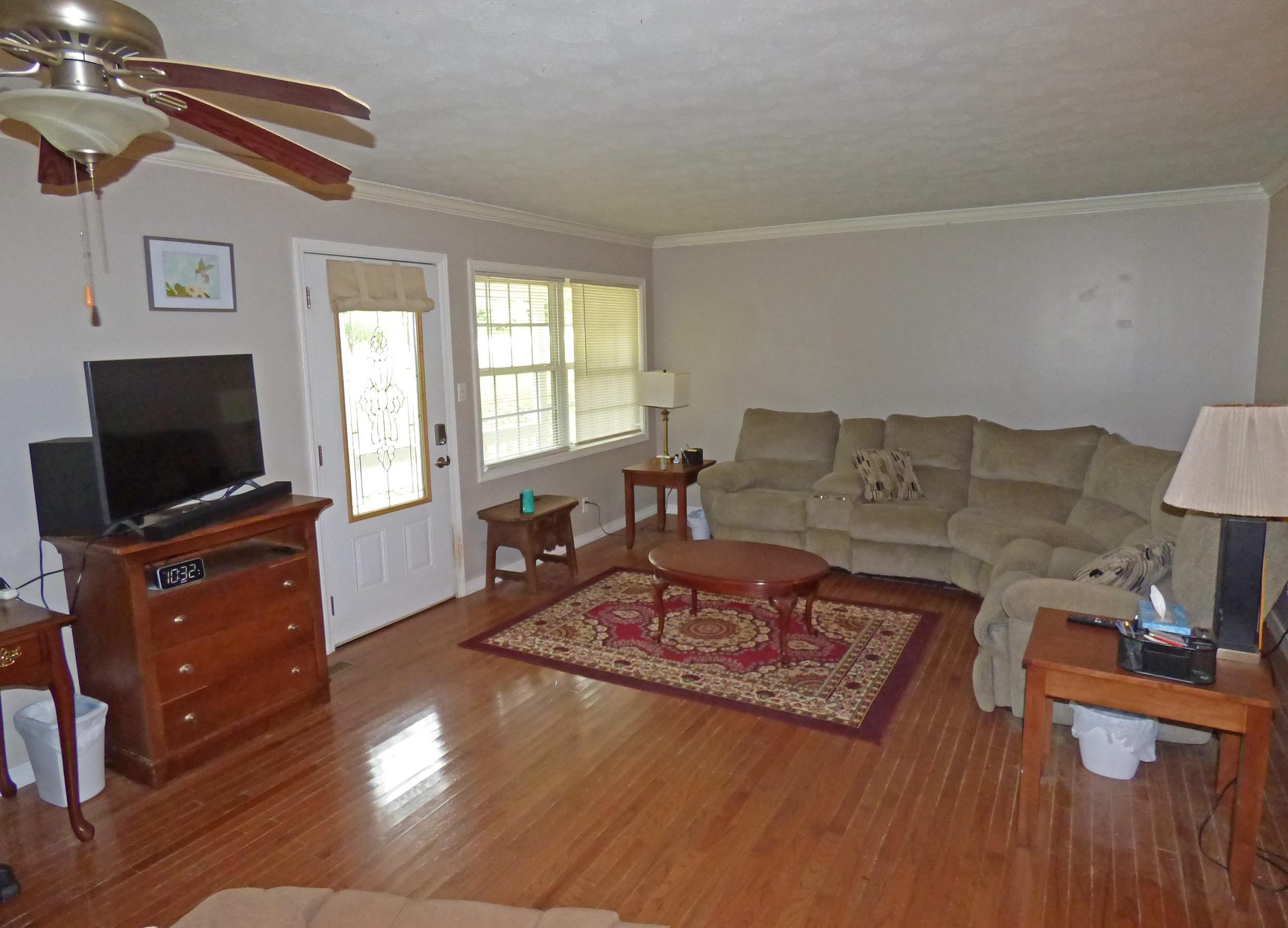 32  Mena  Cherokee Village, AR