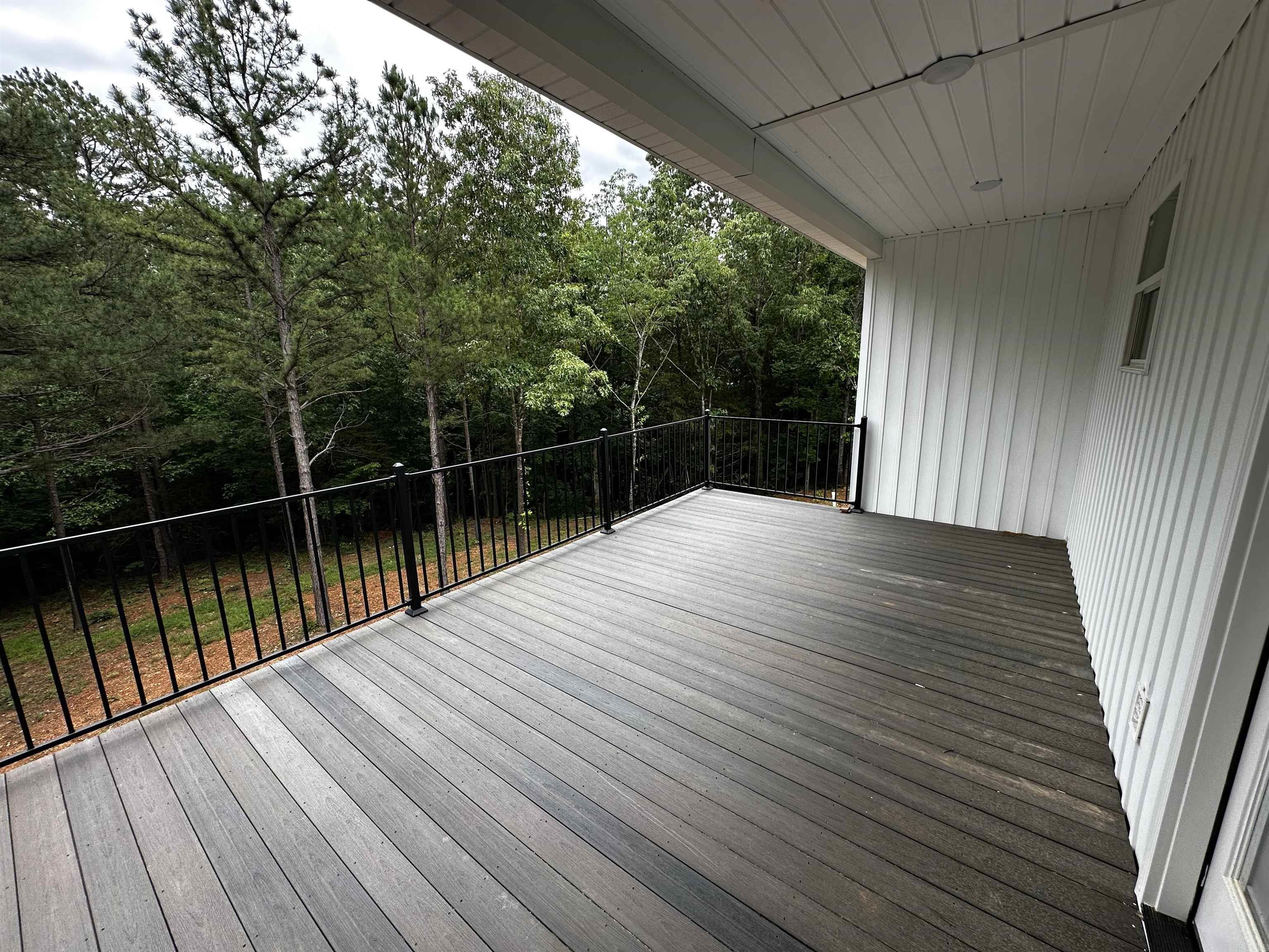 105  Caddy Cove  Mountain View, AR