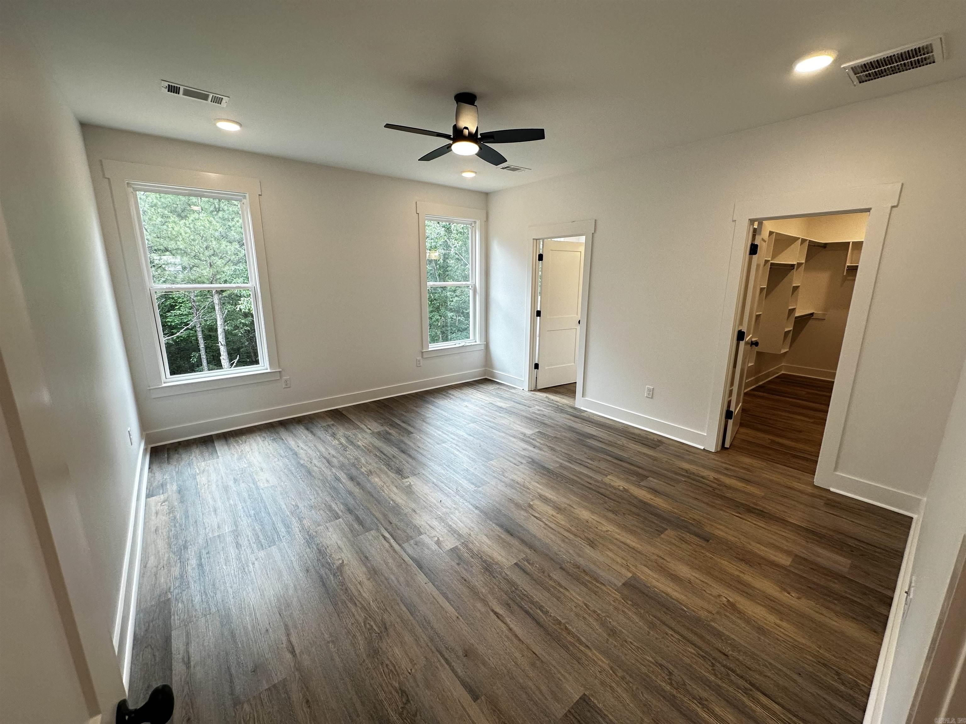 105  Caddy Cove  Mountain View, AR