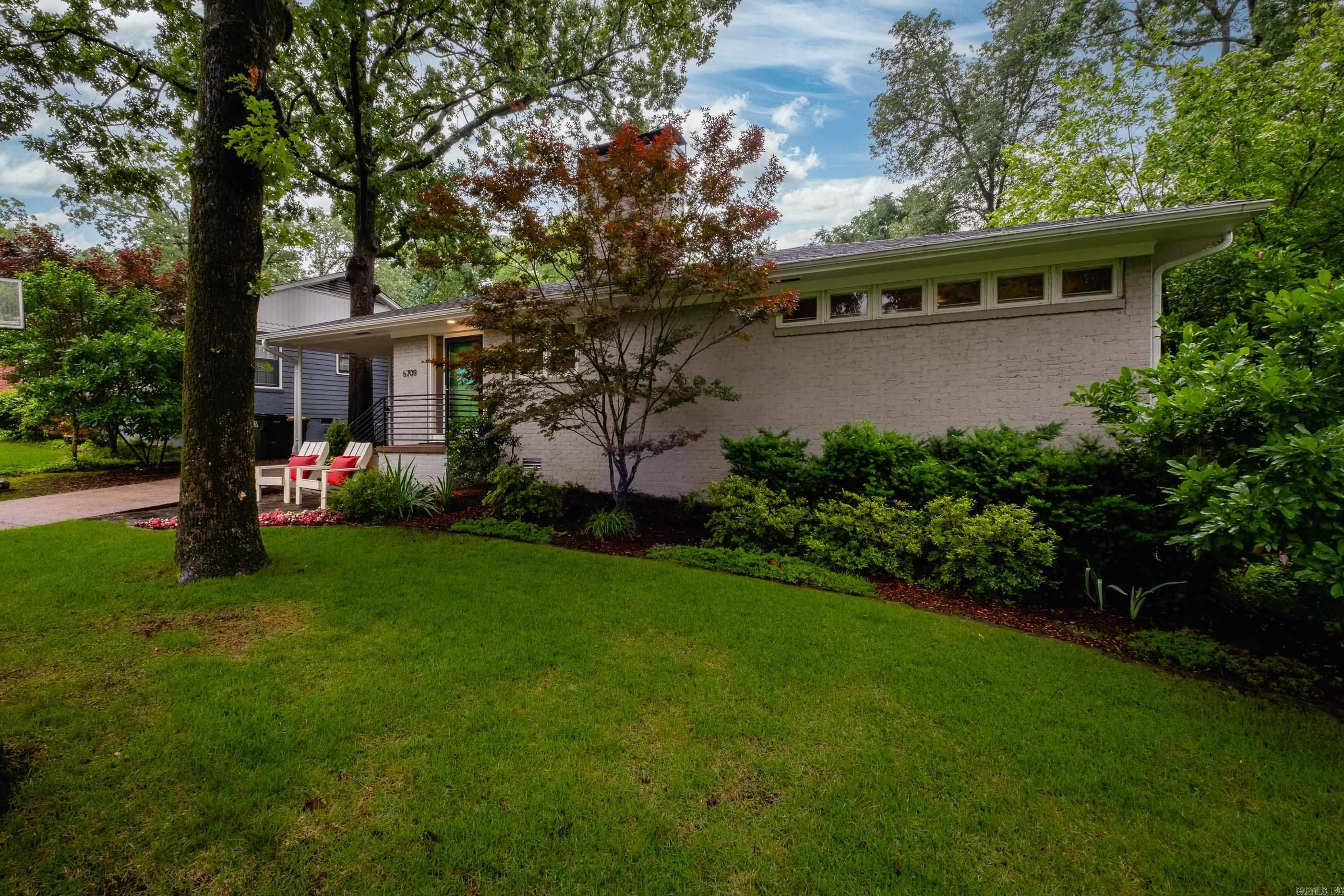 6709  Waverly  Little Rock, AR