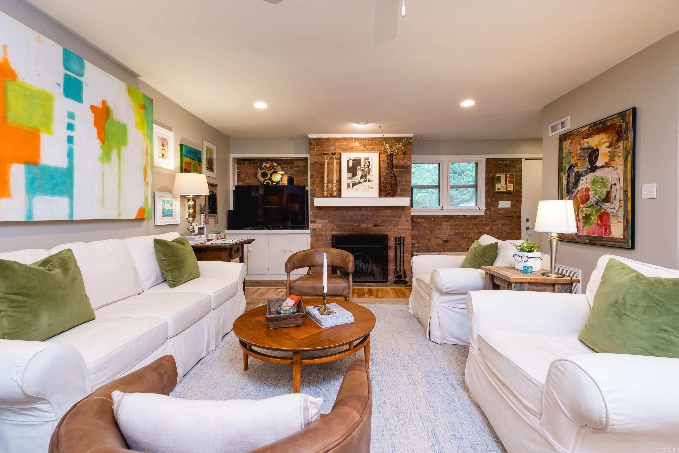 6709  Waverly  Little Rock, AR