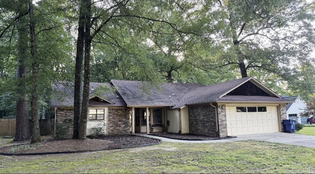 7 Yazoo Cove Maumelle, AR 72113