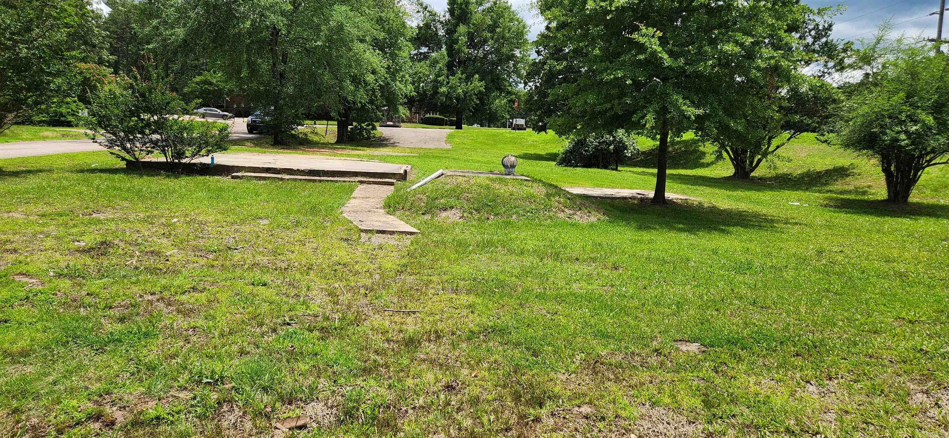 109  Neal St  Star City, AR