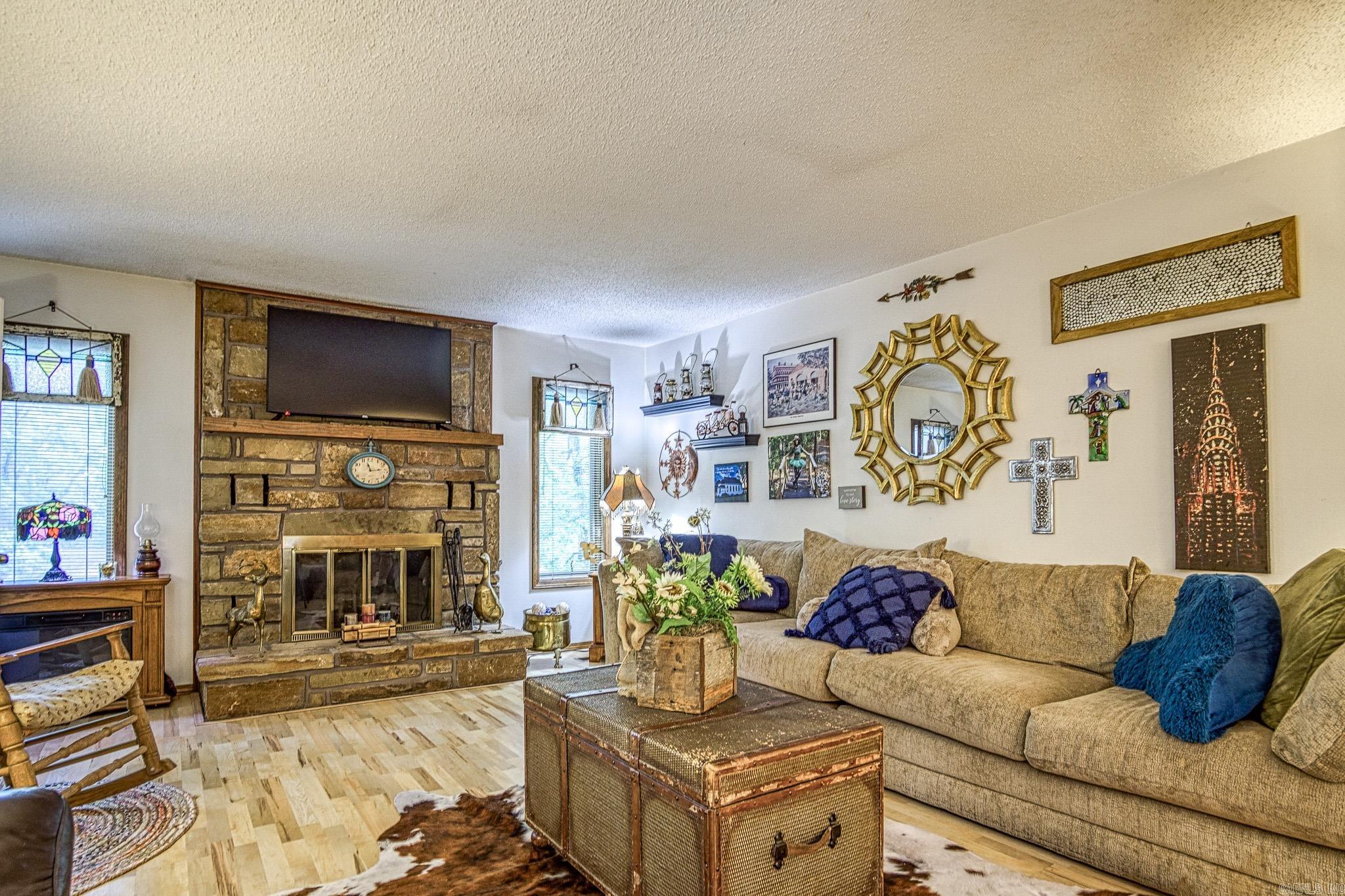 1  Sierra  Hot Springs Village, AR