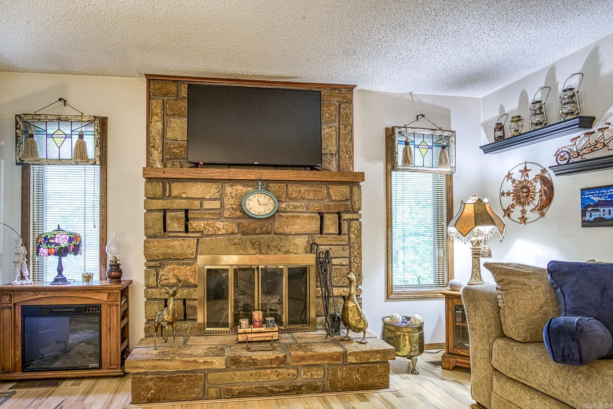 1  Sierra  Hot Springs Village, AR