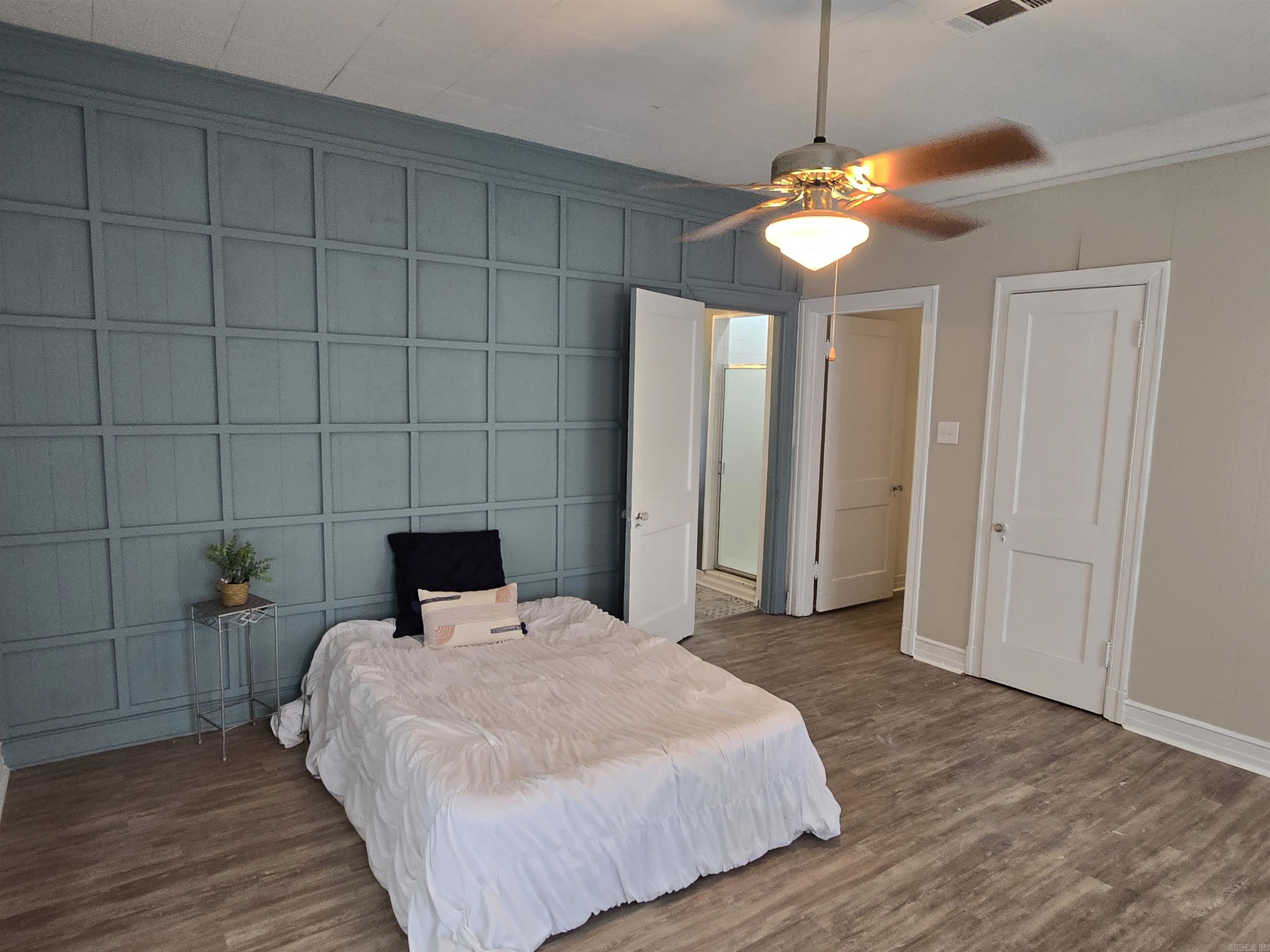 1840 S Oak  Pine Bluff, AR