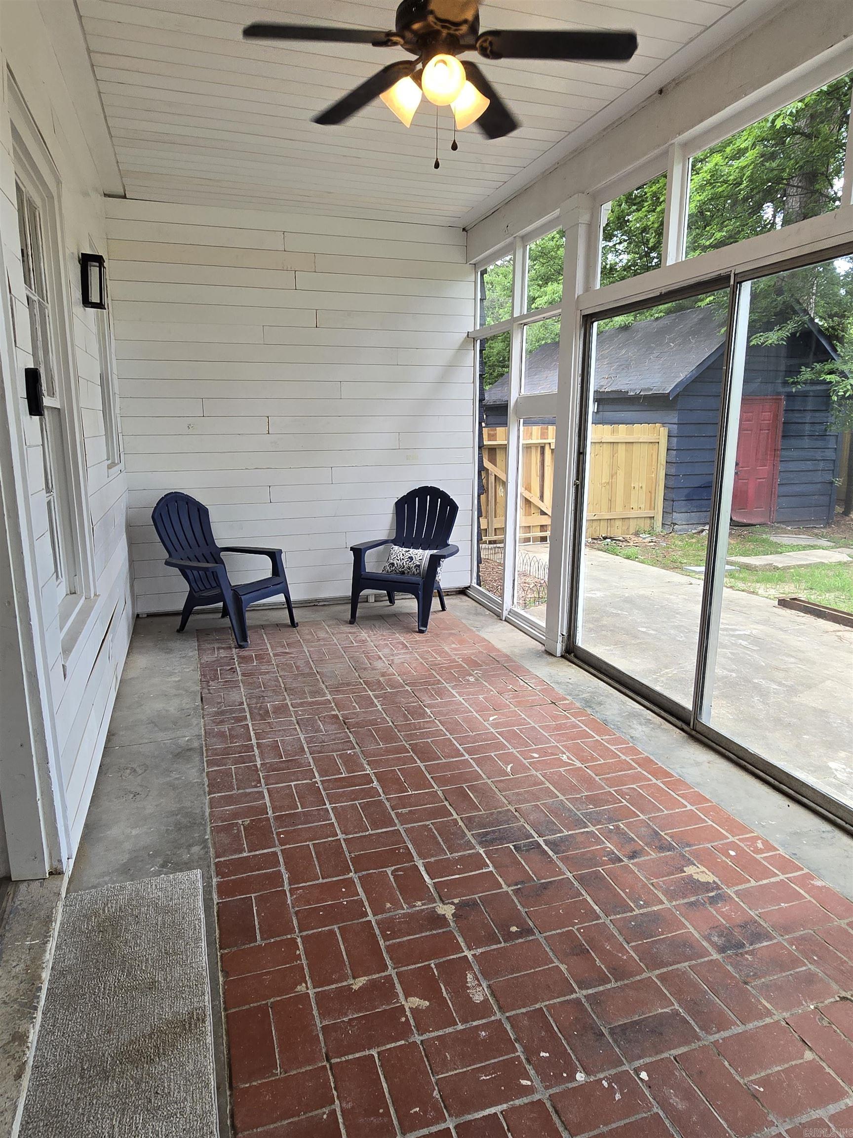 1840 S Oak  Pine Bluff, AR