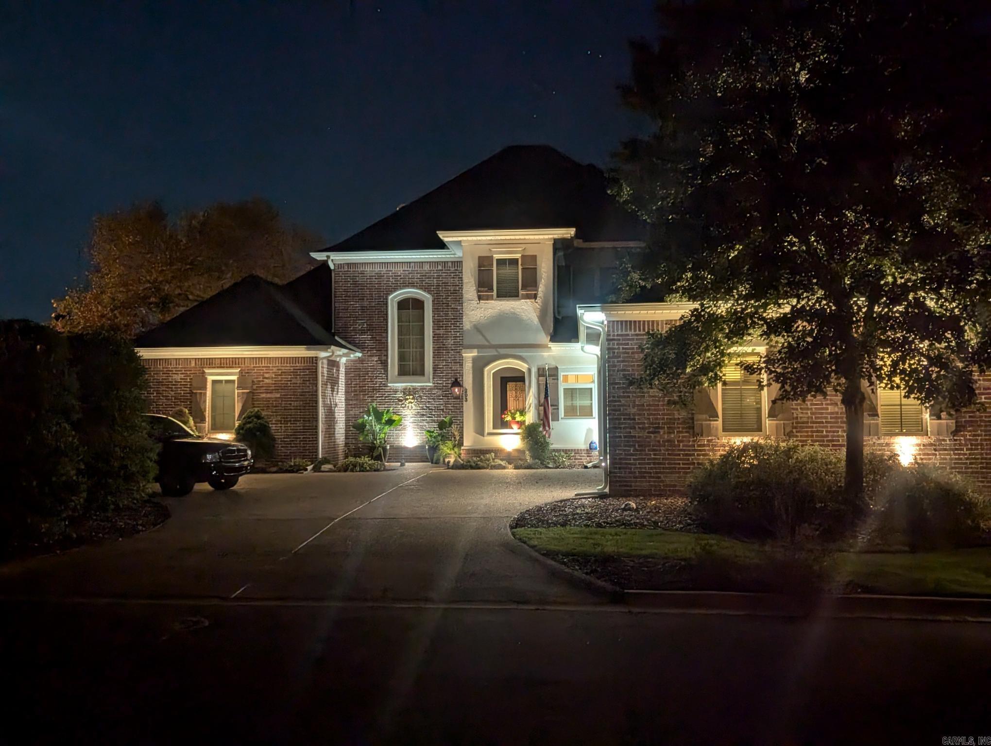 203  Carriage Creek  Hot Springs, AR