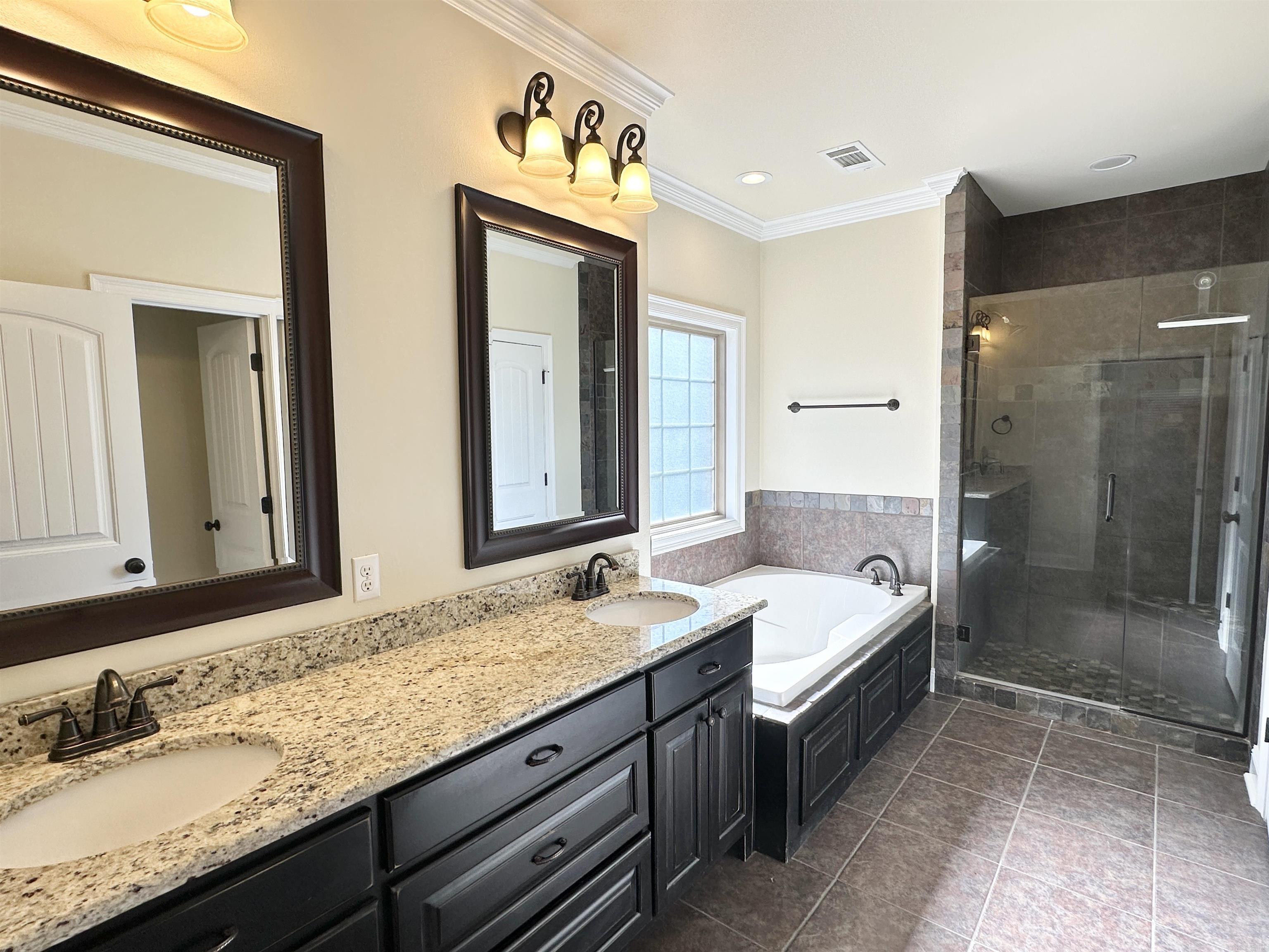 2308 Sanctuary Cove Jonesboro, AR 72404