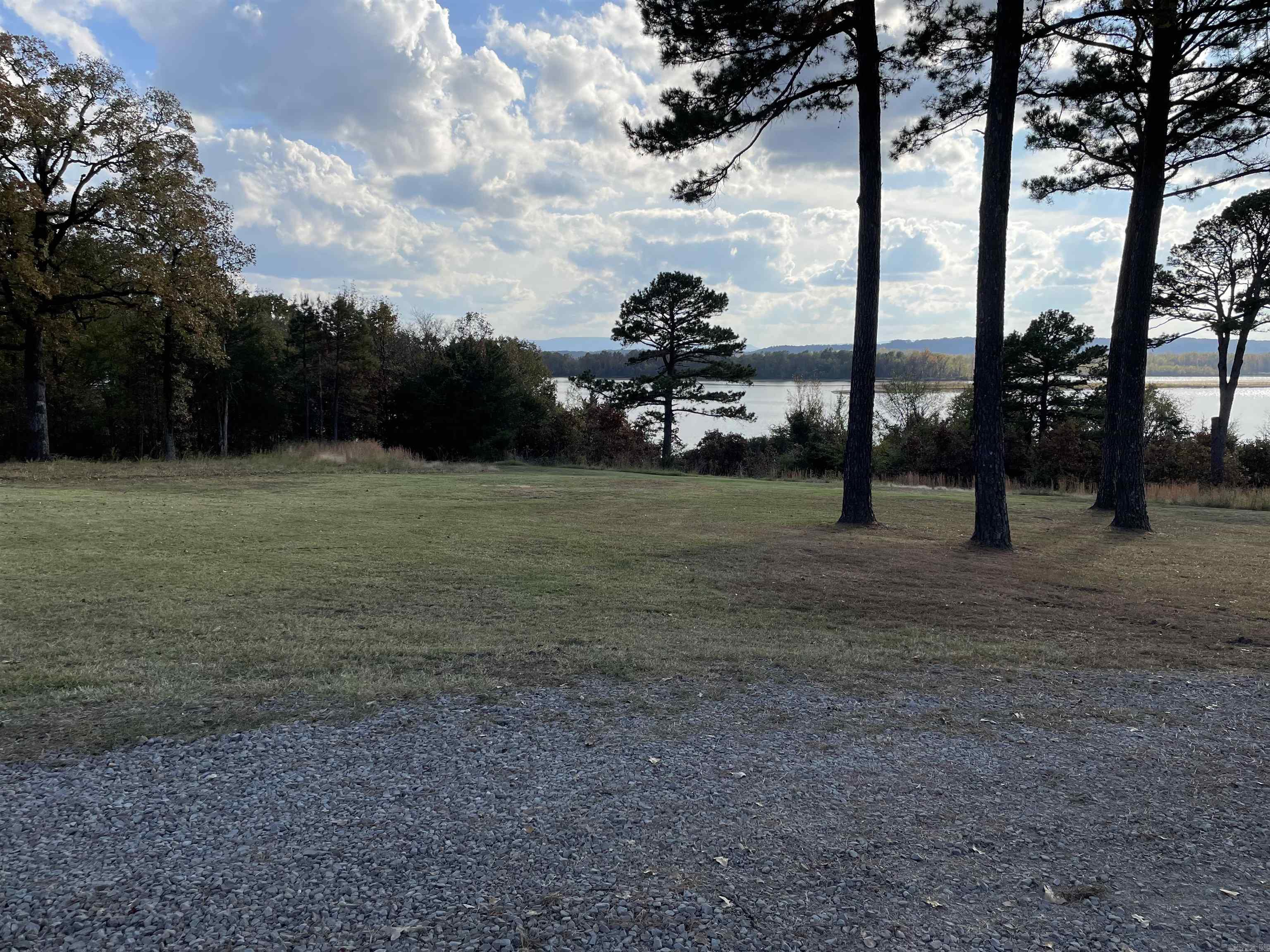 637  Riverpoint Rd  Clarksville, AR