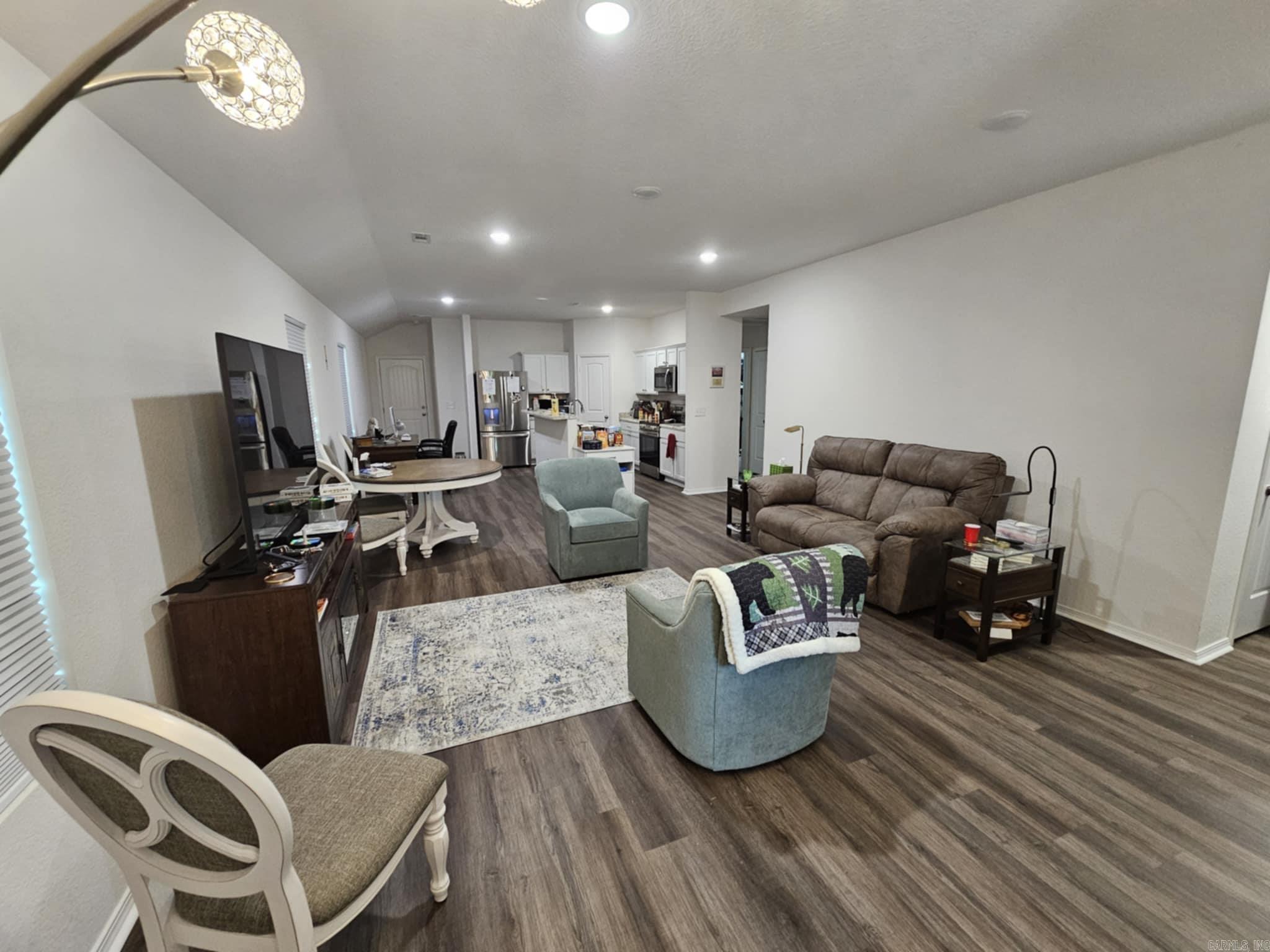 305  Rooster  Conway, AR